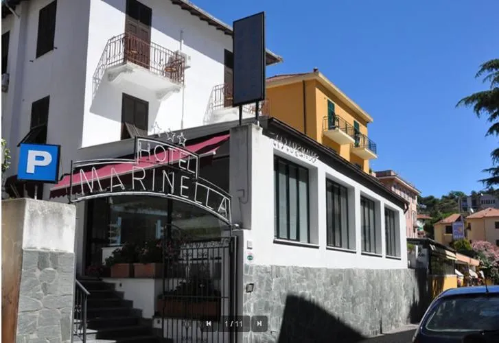 Neighbourhood in Hotel Marinella