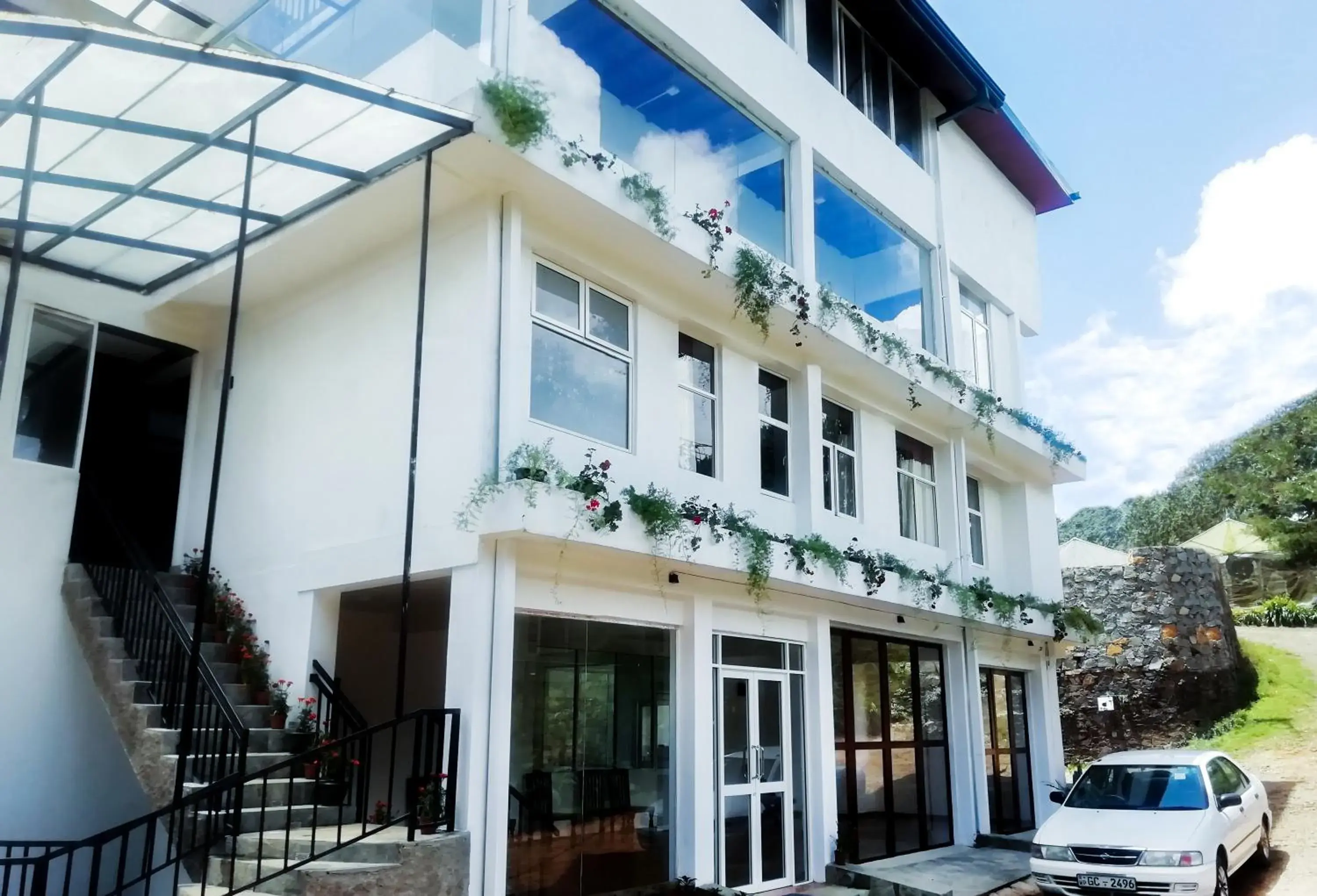 Property building in Tea Mount Forest Property building in Tea Mount Forest