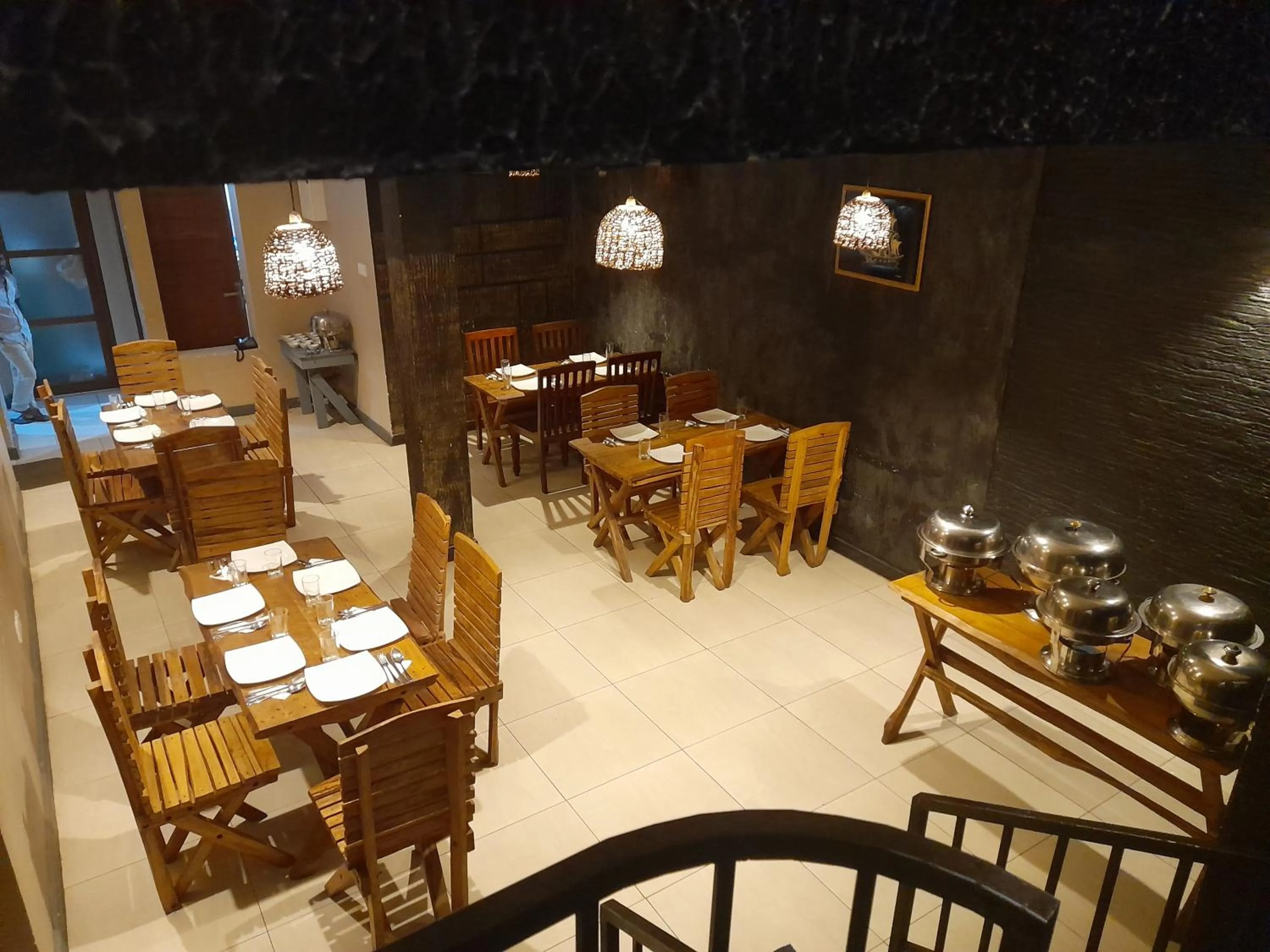 Restaurant/places to eat in Tea Mount Forest