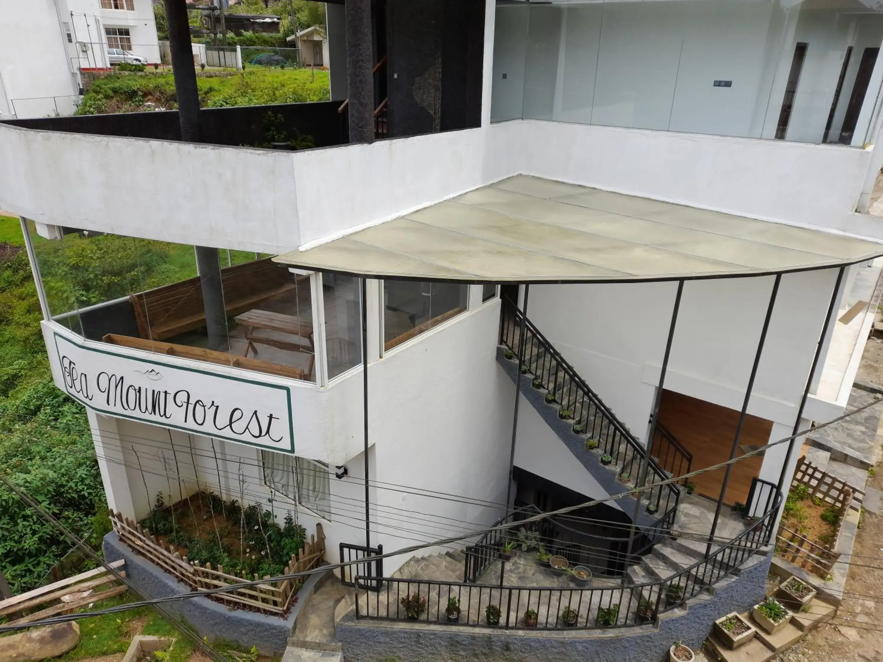 Property building in Tea Mount Forest Property building in Tea Mount Forest