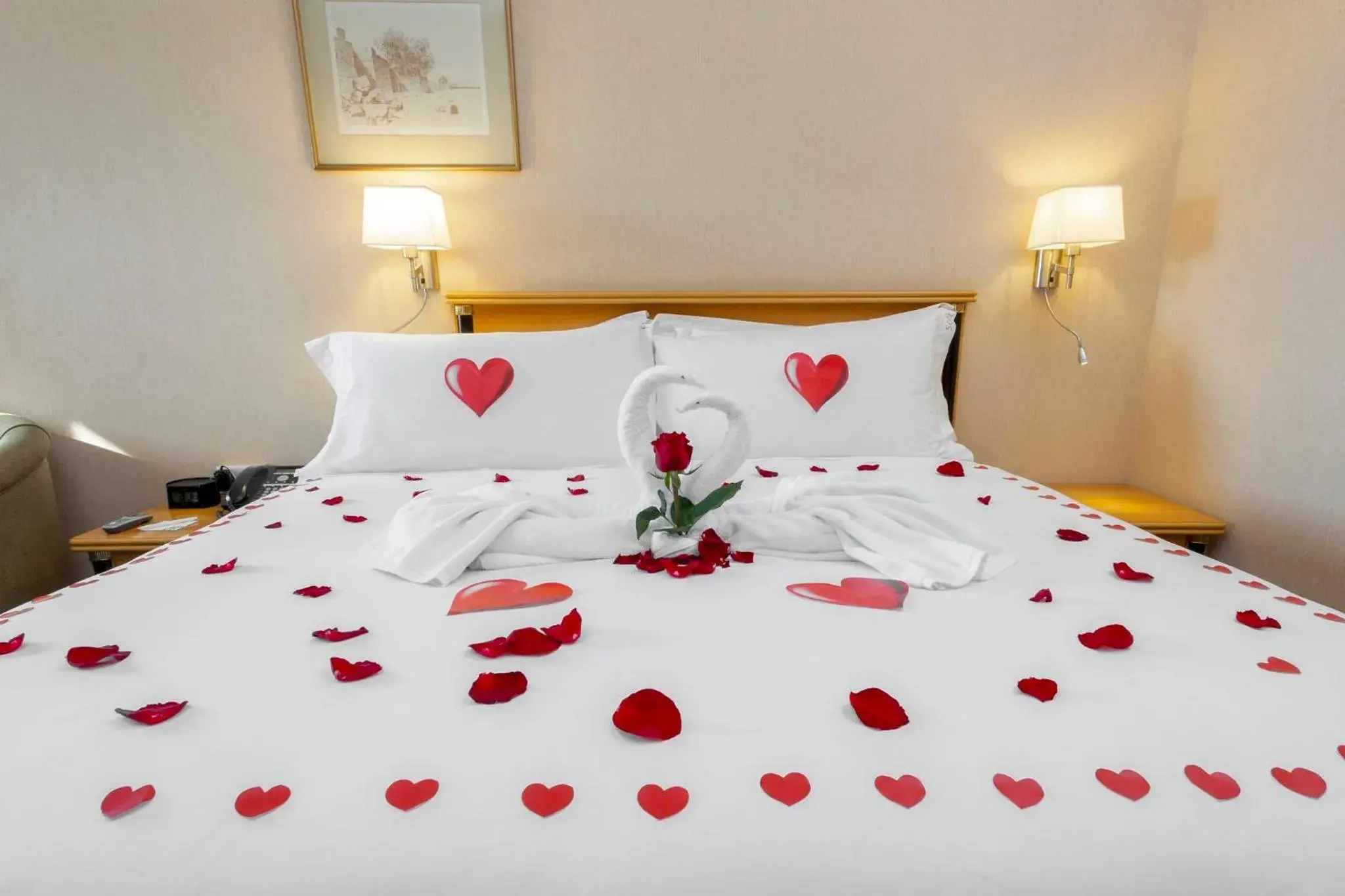 Photo of the whole room, Bed in Holiday Inn Yanbu by IHG Photo of the whole room, Bed in Holiday Inn Yanbu by IHG