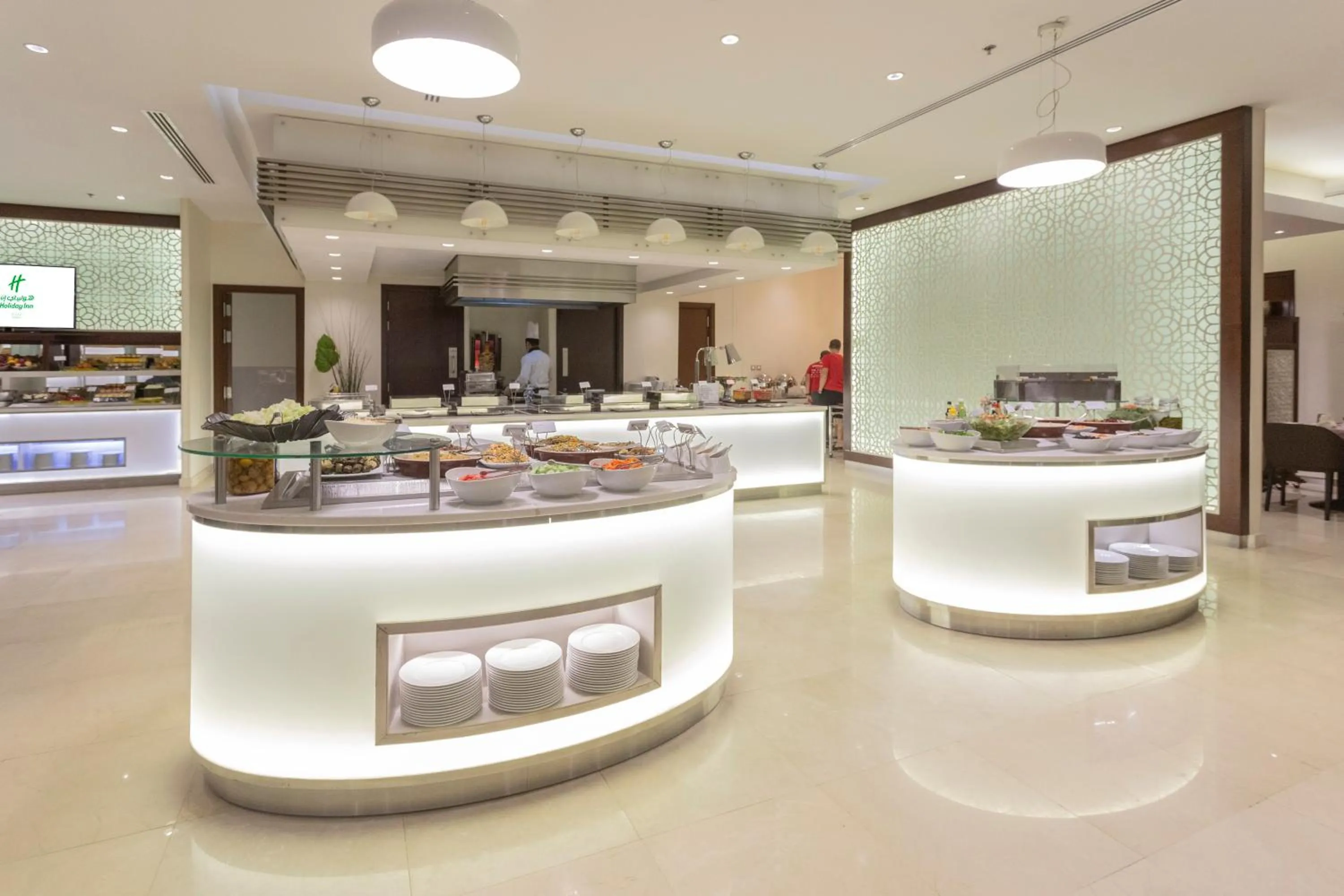 Restaurant/places to eat in Holiday Inn Yanbu by IHG