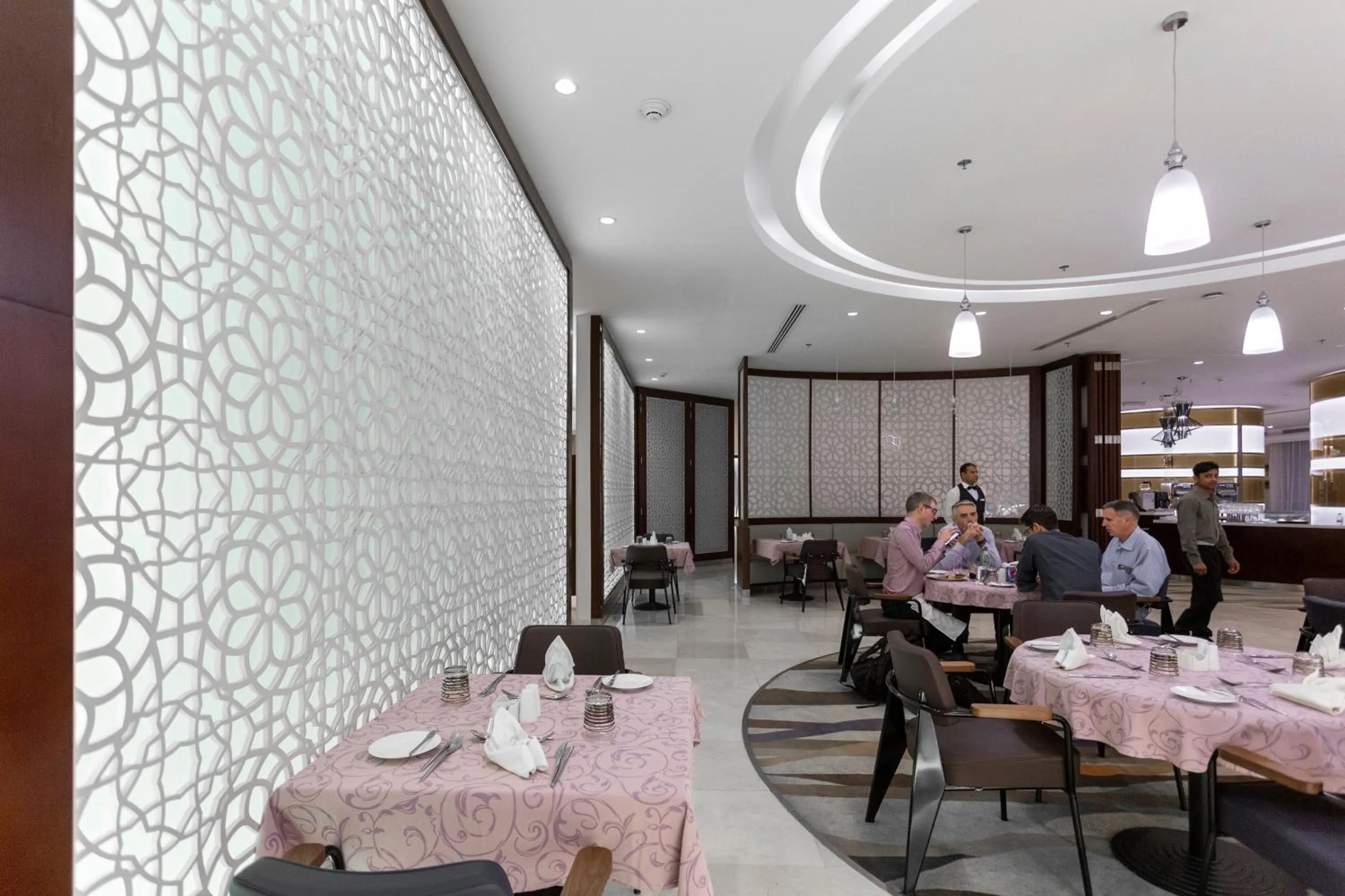 Restaurant/places to eat in Holiday Inn Yanbu by IHG