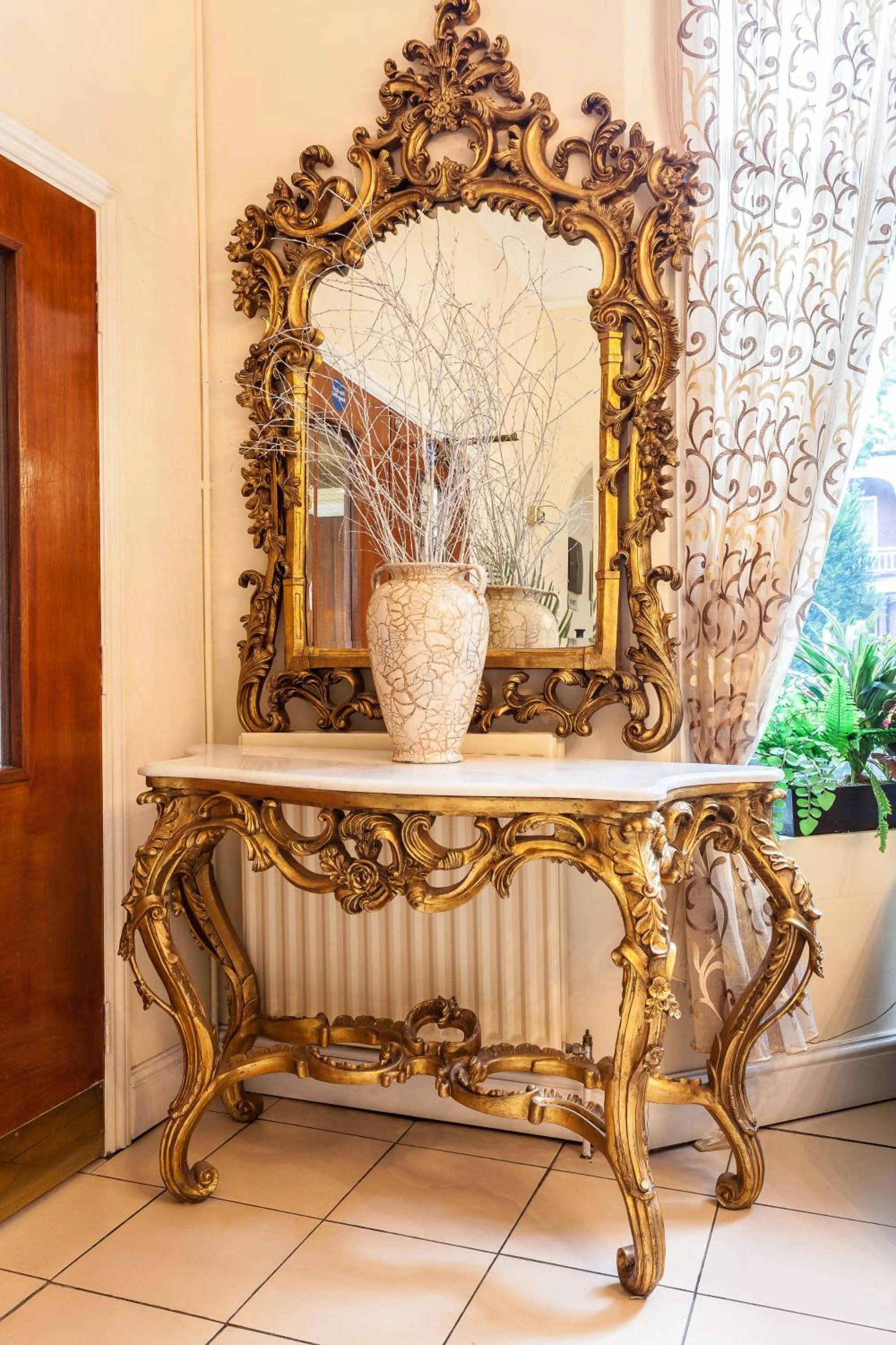 Lobby or reception in Roseview Alexandra Palace Hotel