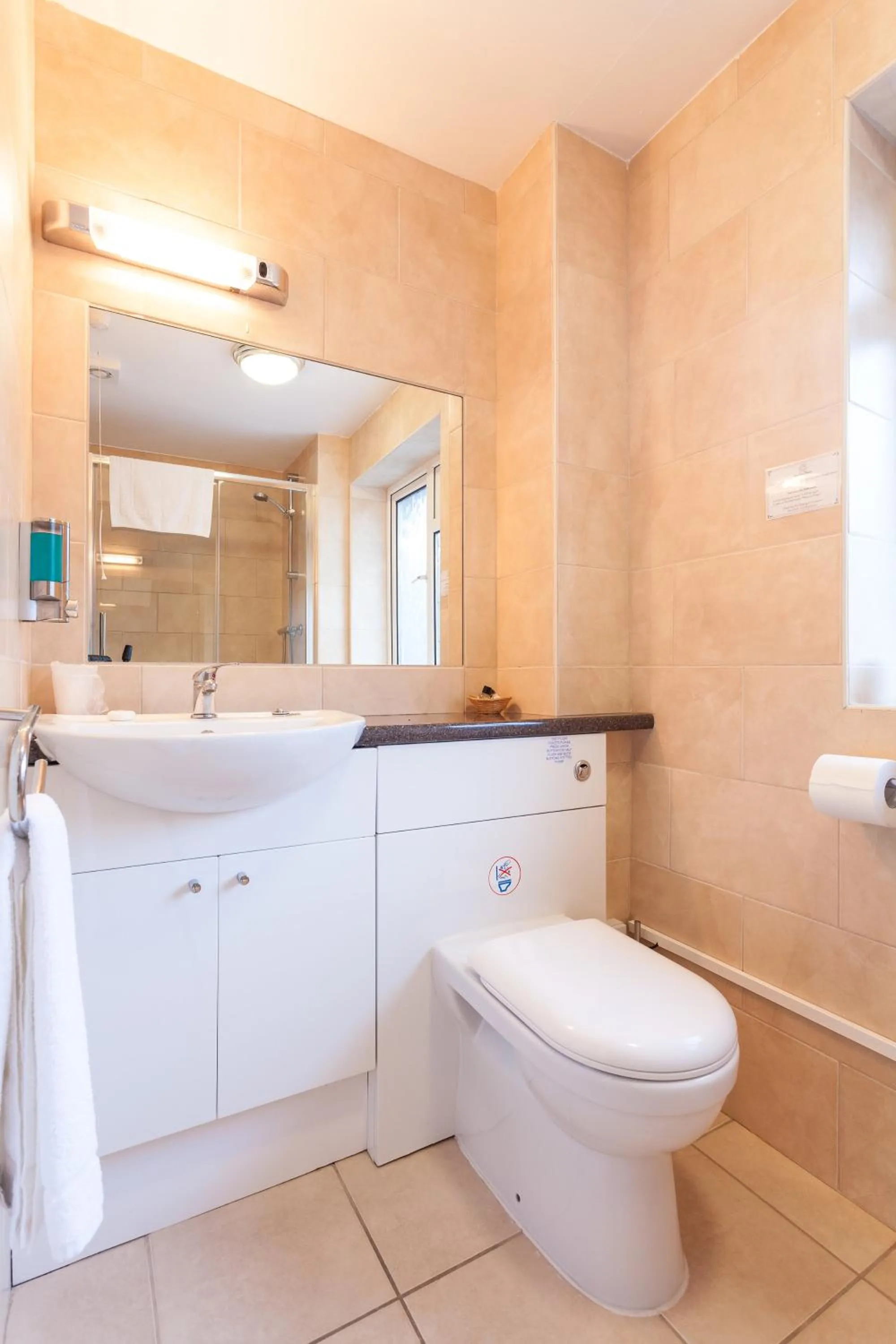 Roseview Alexandra Palace Hotel