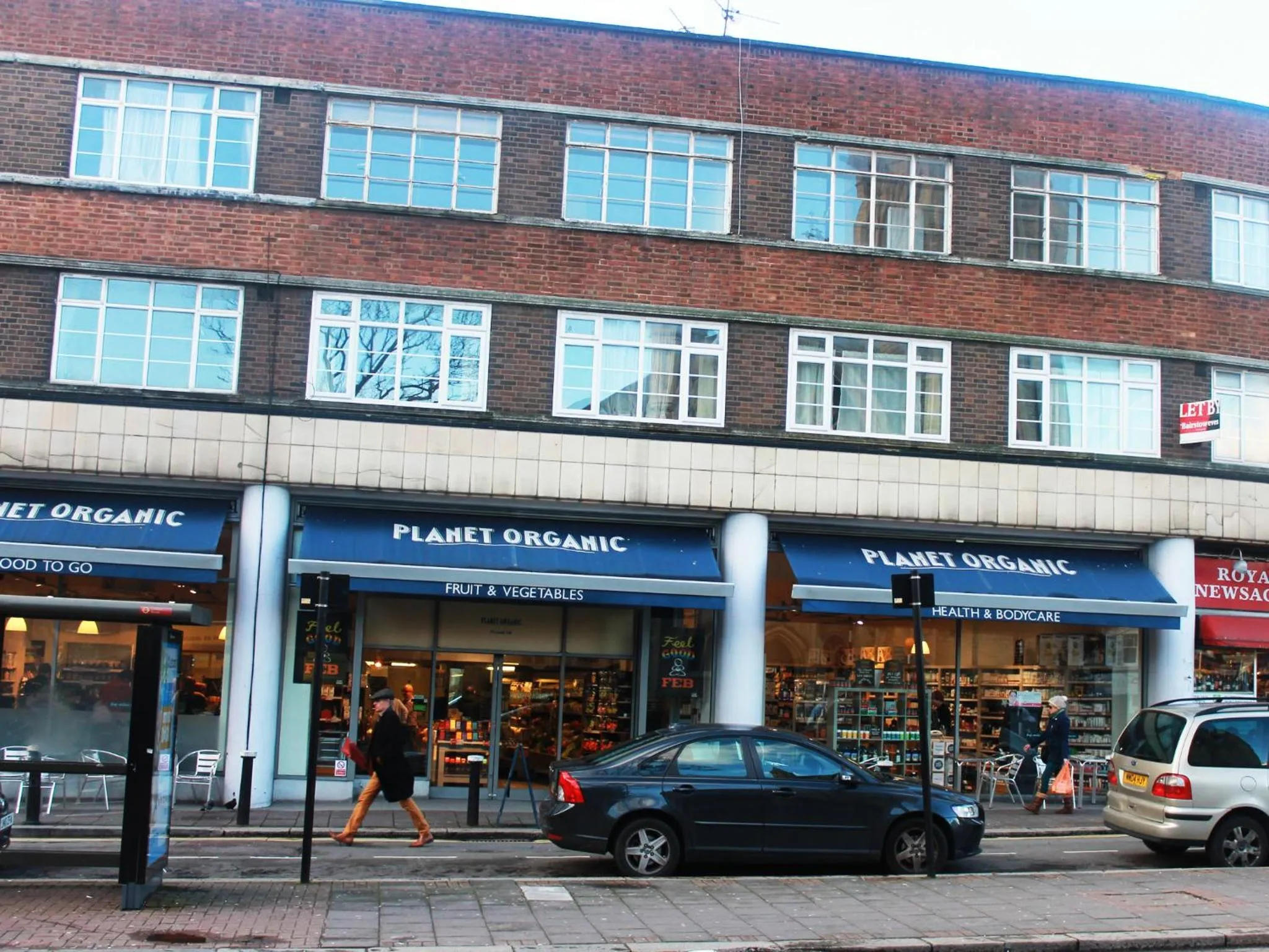 Restaurant/places to eat in Roseview Alexandra Palace Hotel