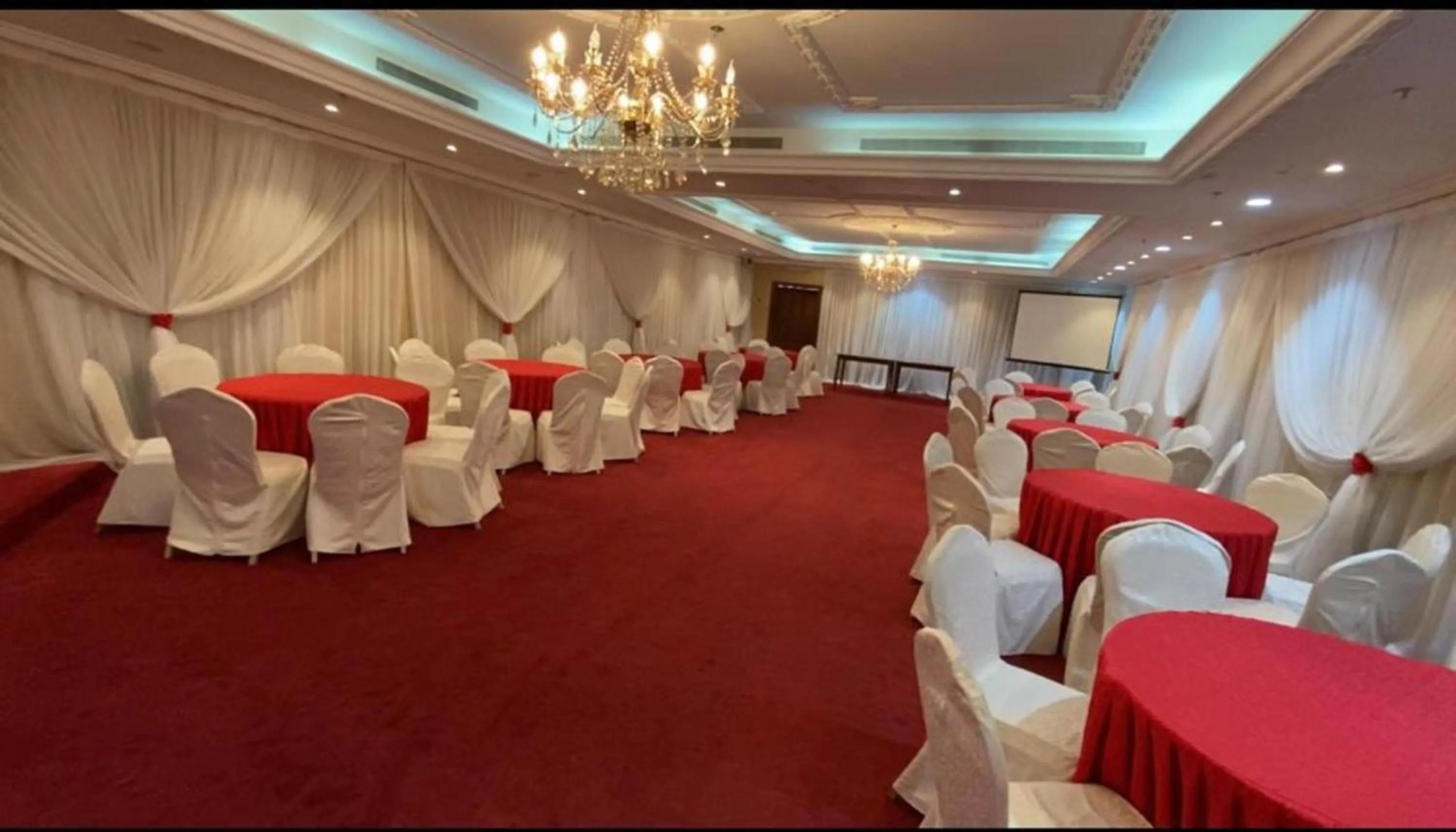 wedding in Hayat Redwa Hotel