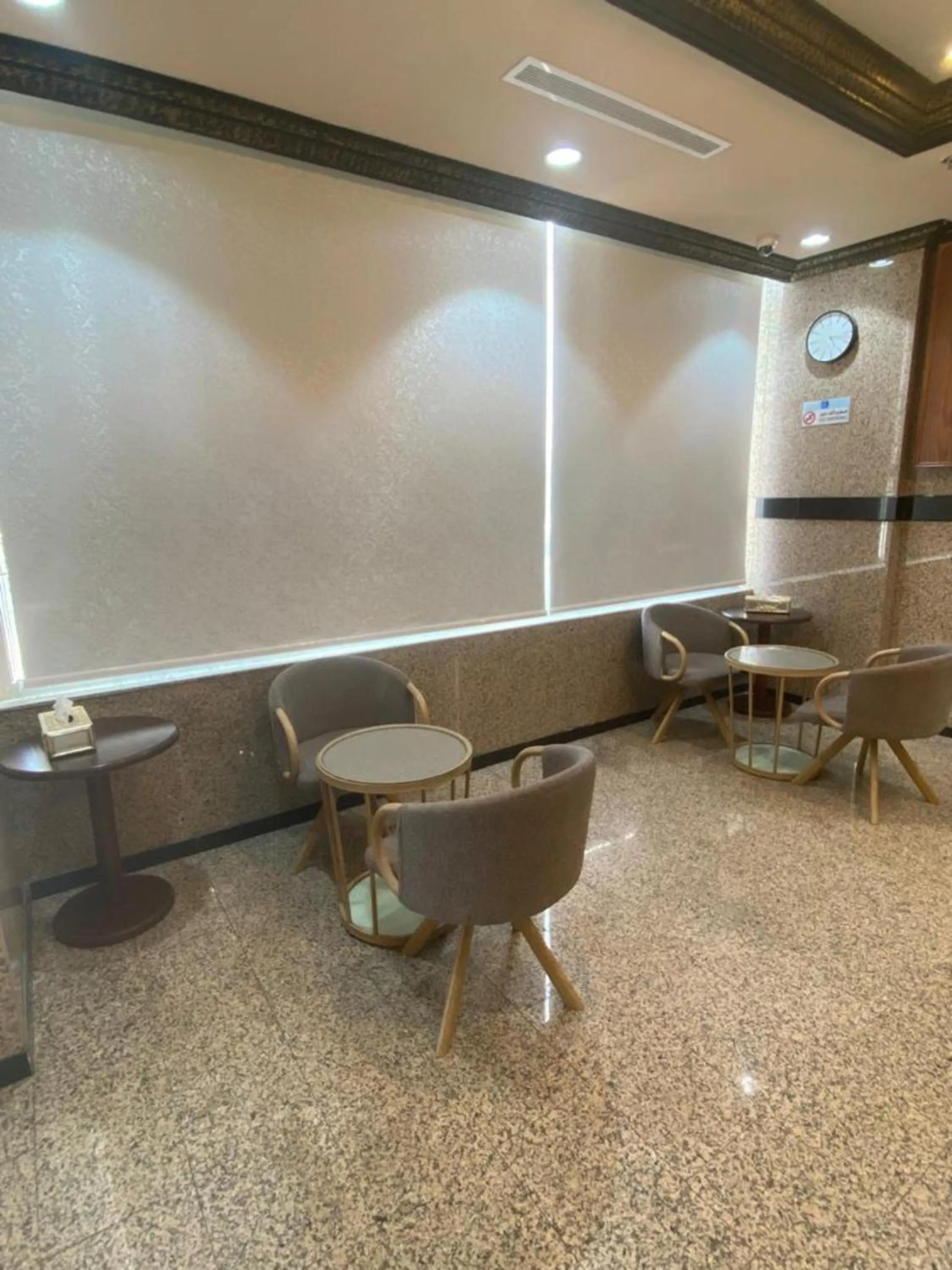 Seating area in Hayat Redwa Hotel