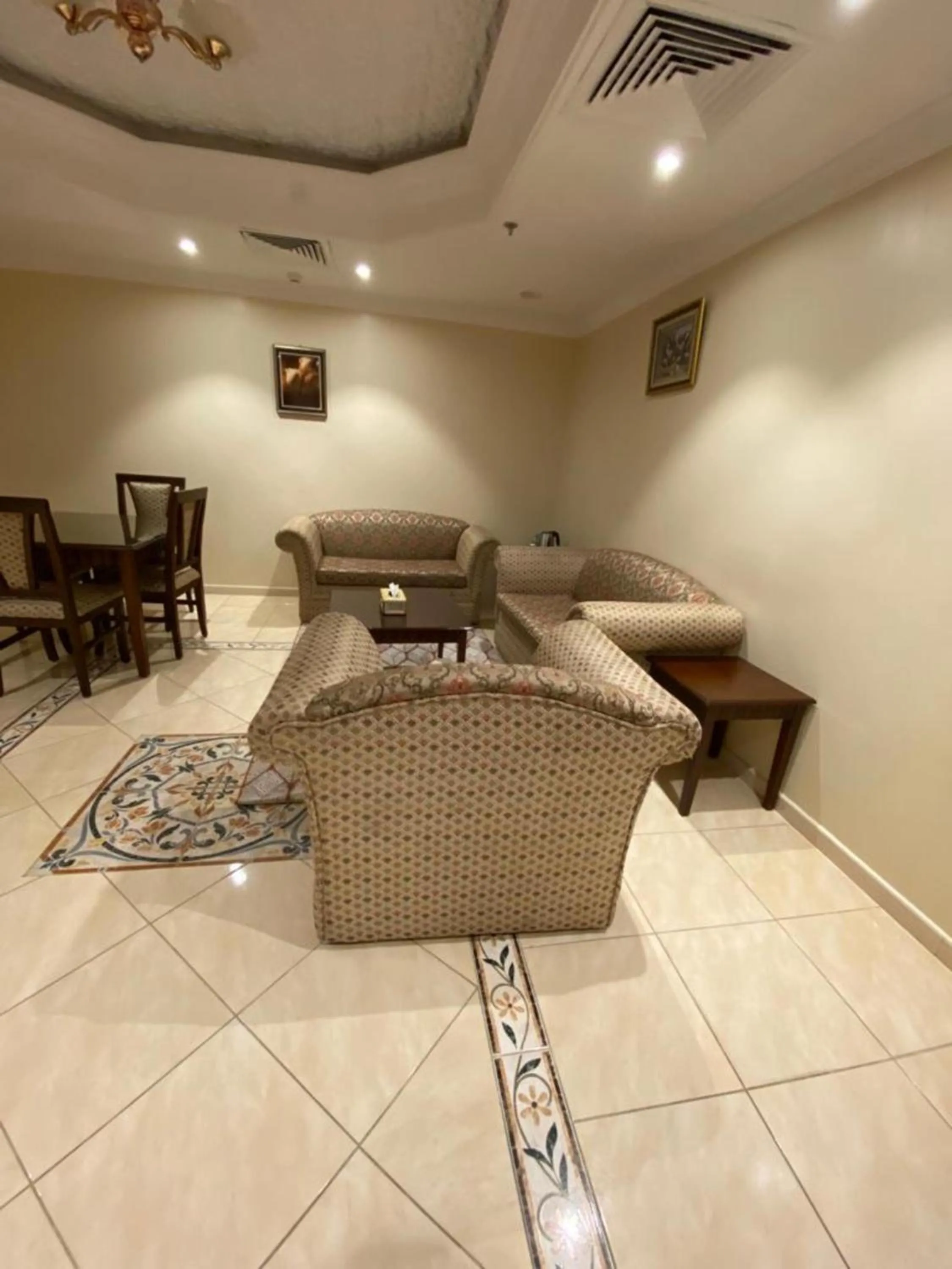Living room in Hayat Redwa Hotel