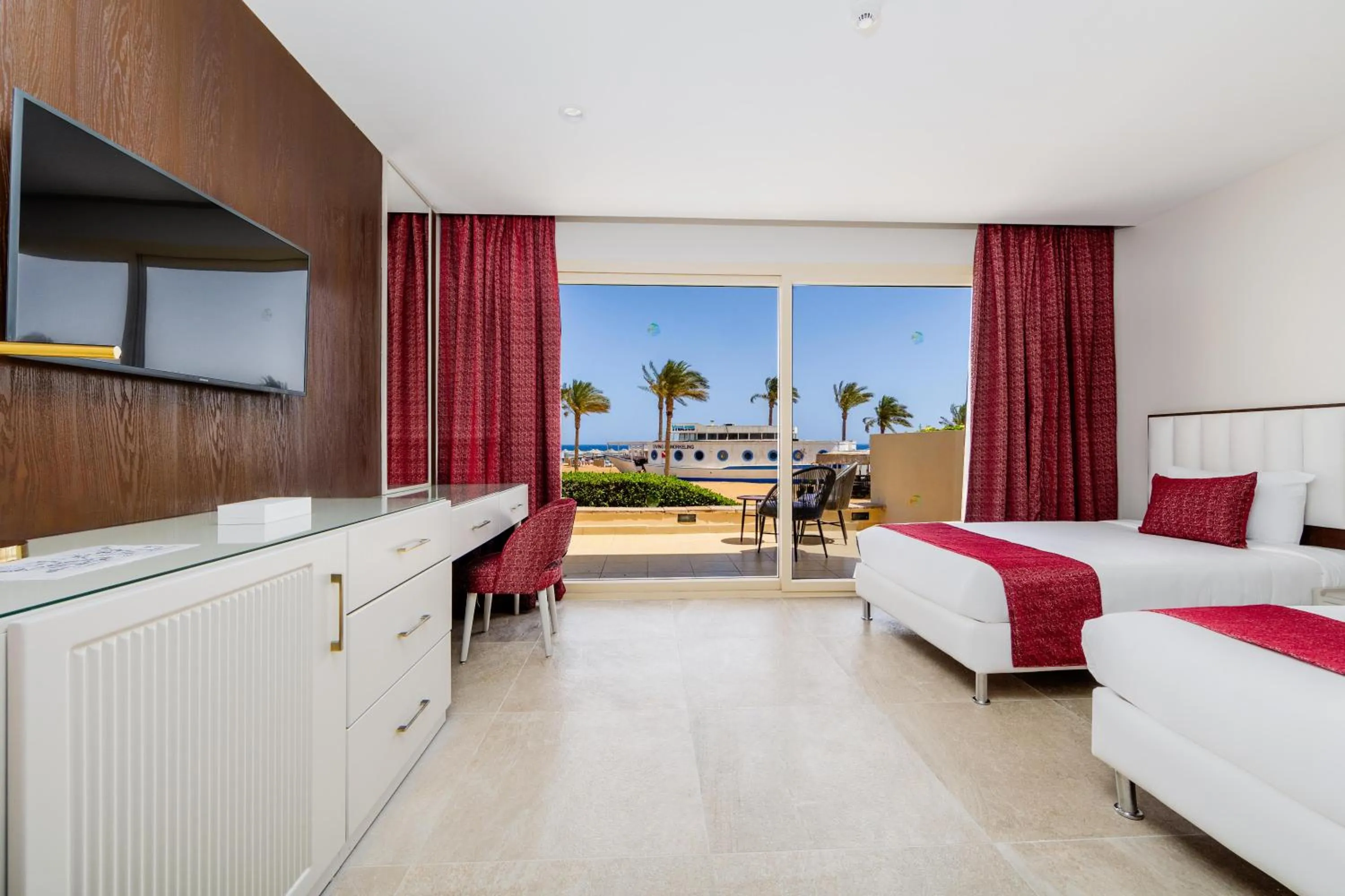 Photo of the whole room, Bed in Sataya Resort Marsa Alam