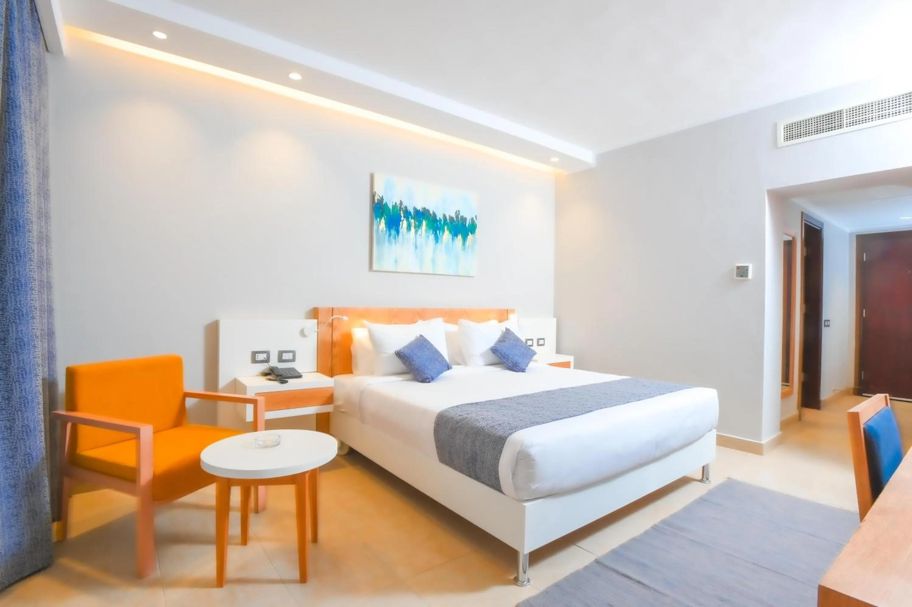 Photo of the whole room, Bed in Sataya Resort Marsa Alam