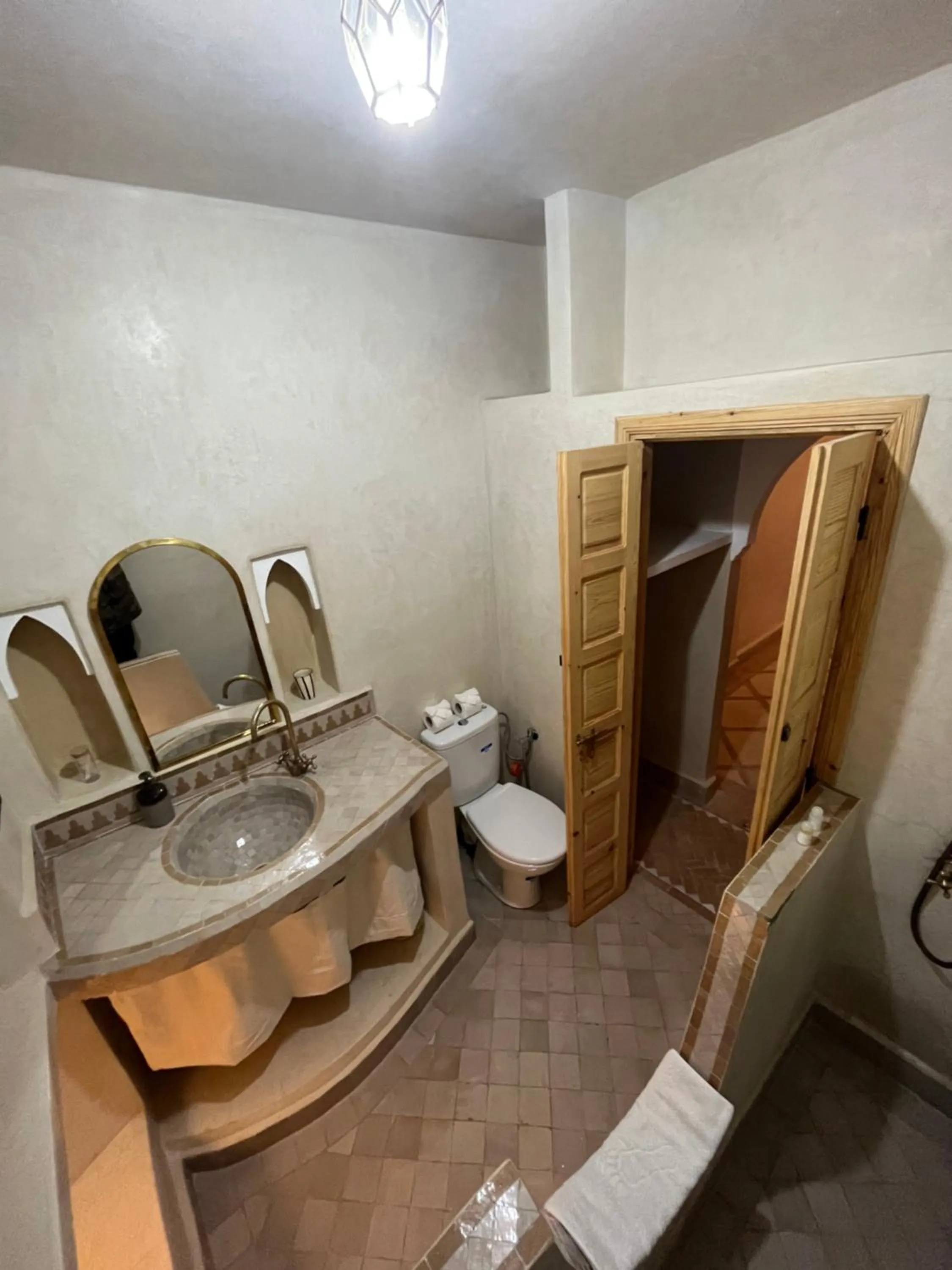 Bathroom in Riad Minami