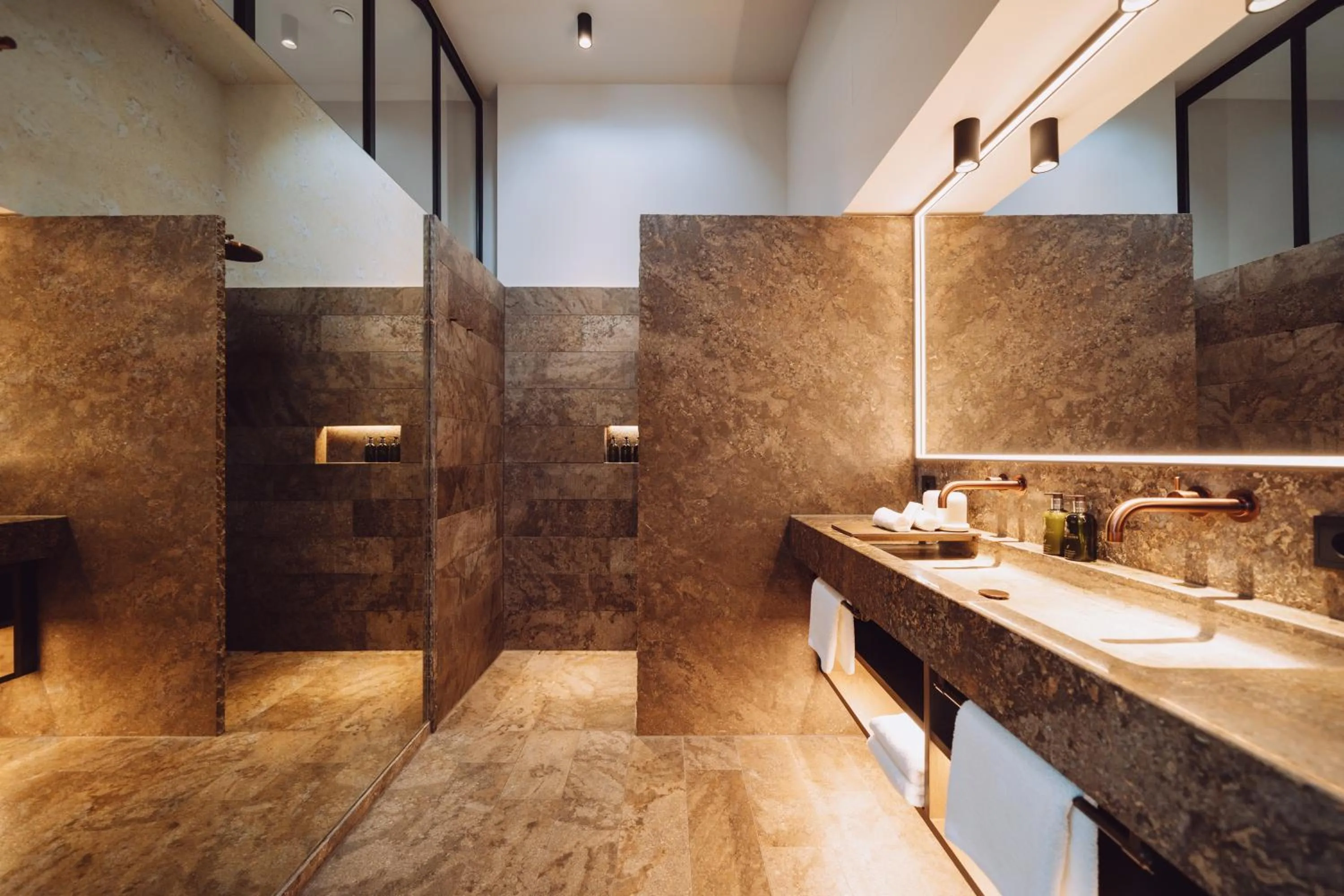 Shower in Parkhotel Egerner Höfe