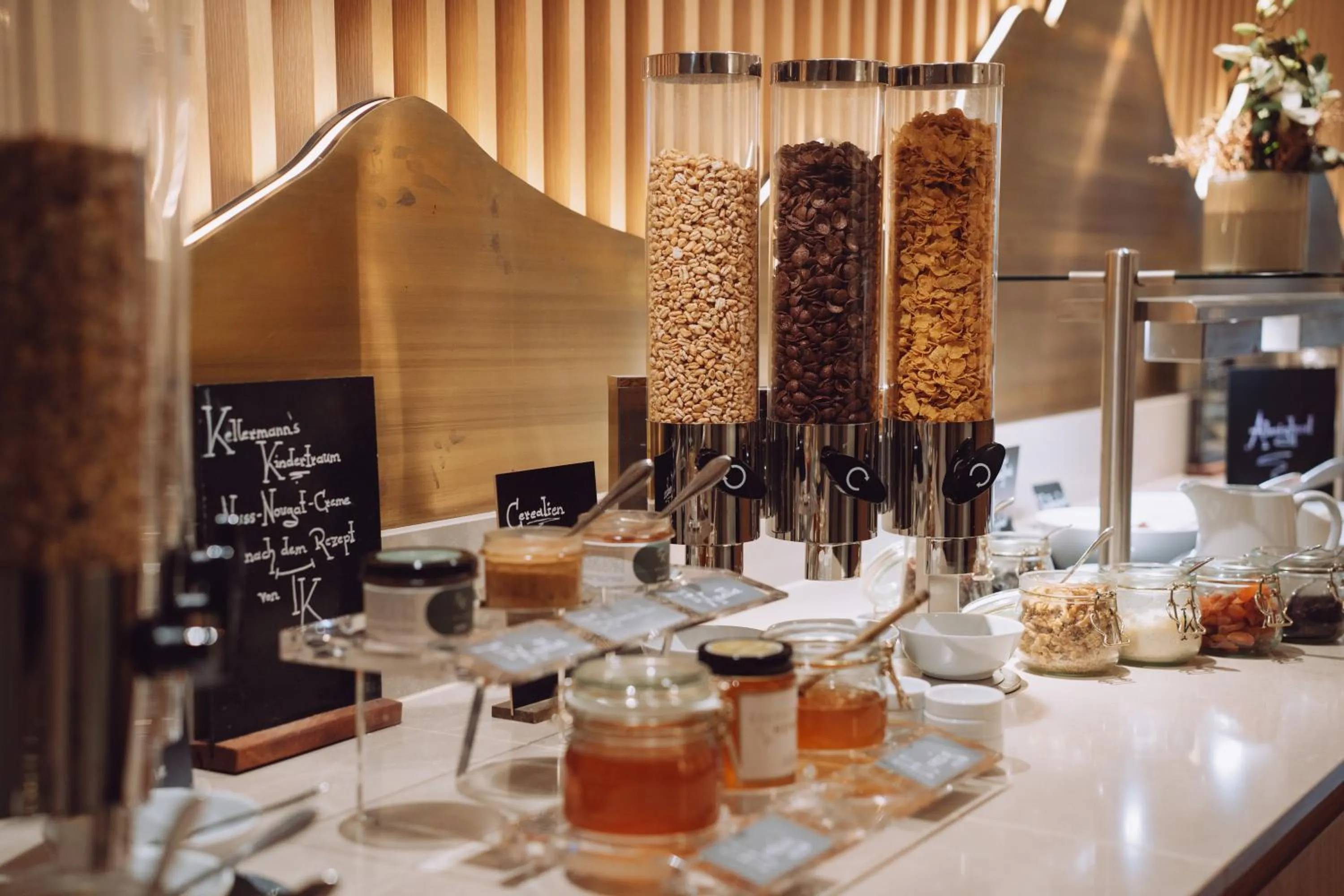 Restaurant/places to eat in Parkhotel Egerner Höfe