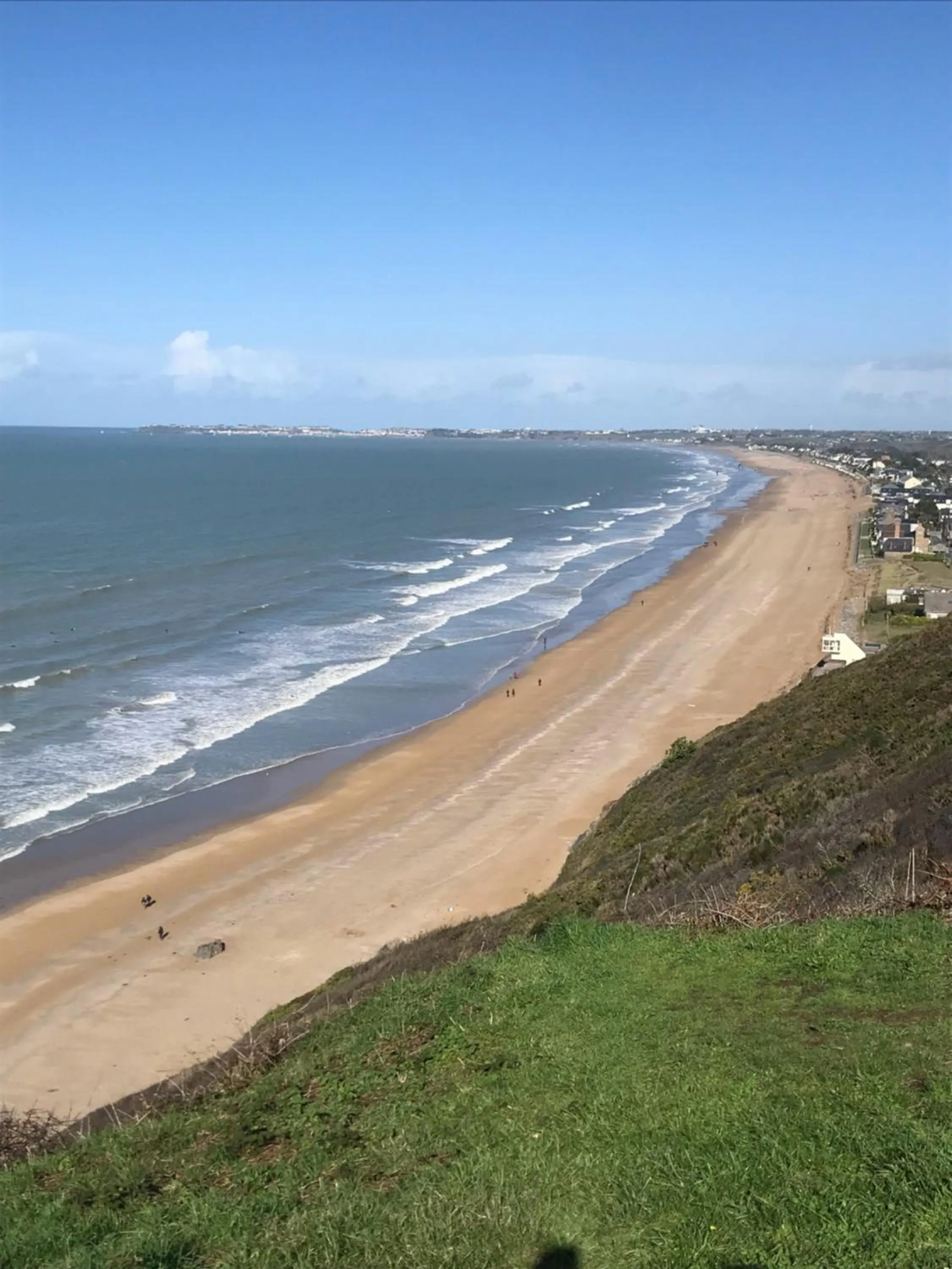 Beach in L Entre deux