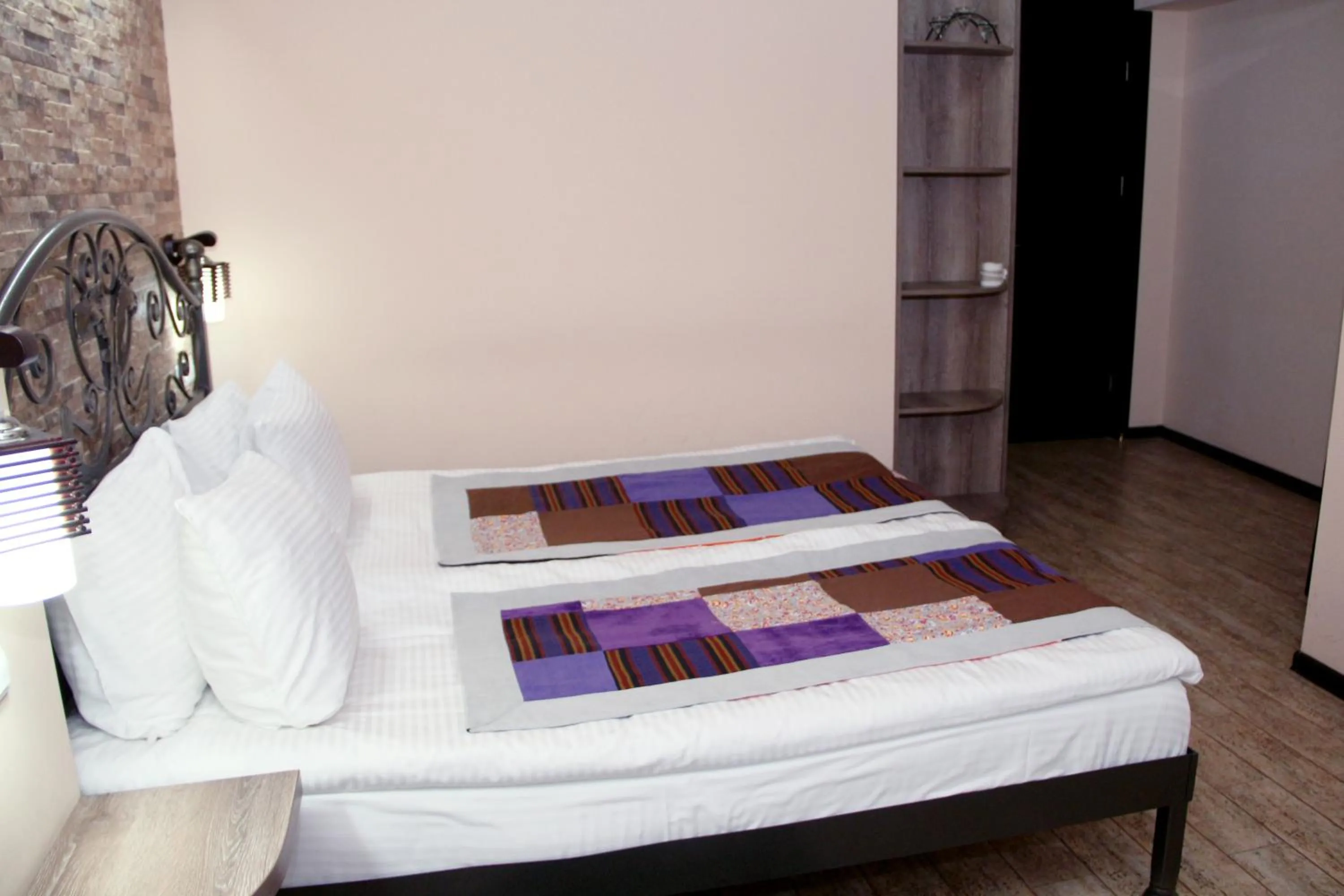 Standard Single Room - single occupancy in Hotel Delisi