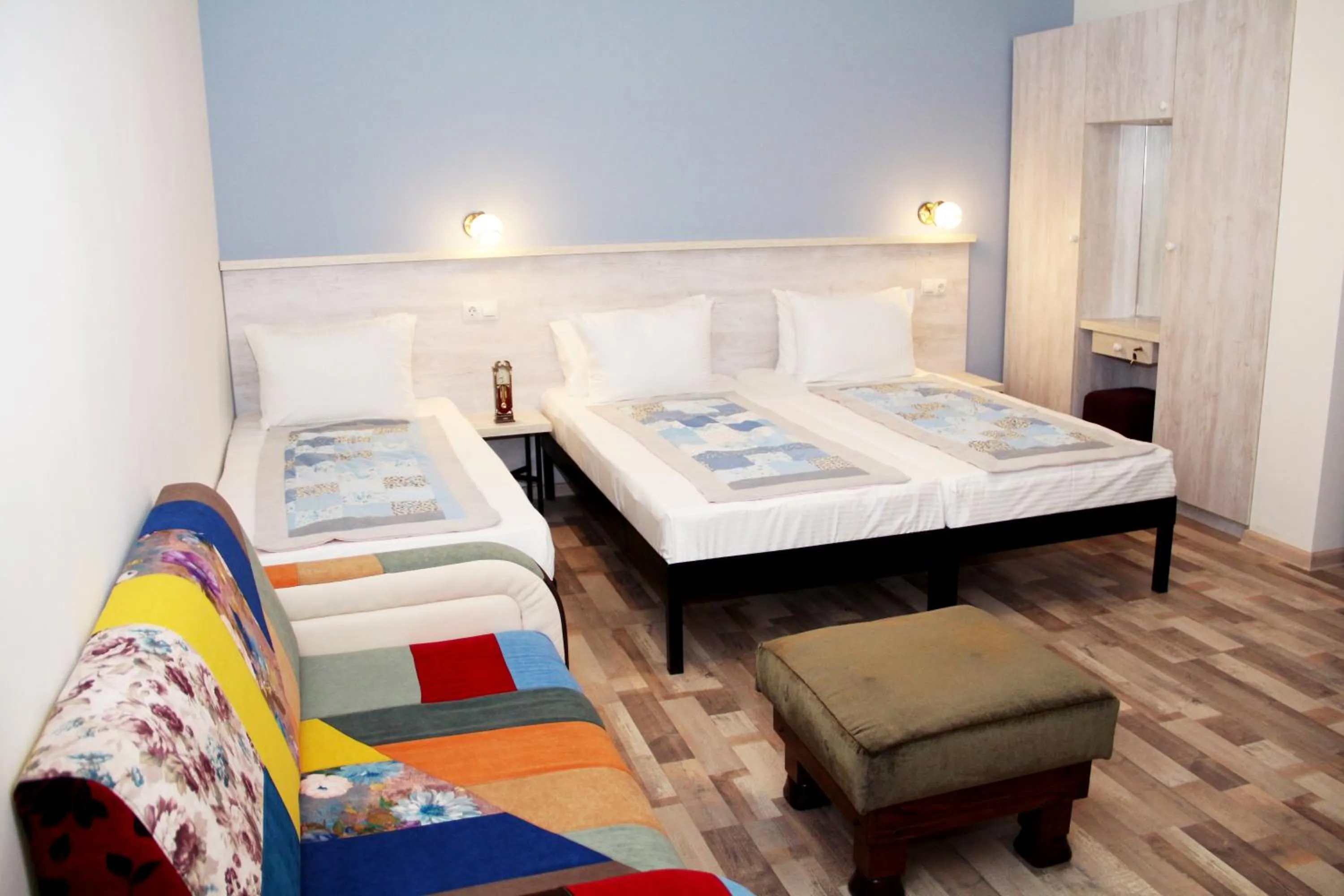 Deluxe Triple Room in Hotel Delisi