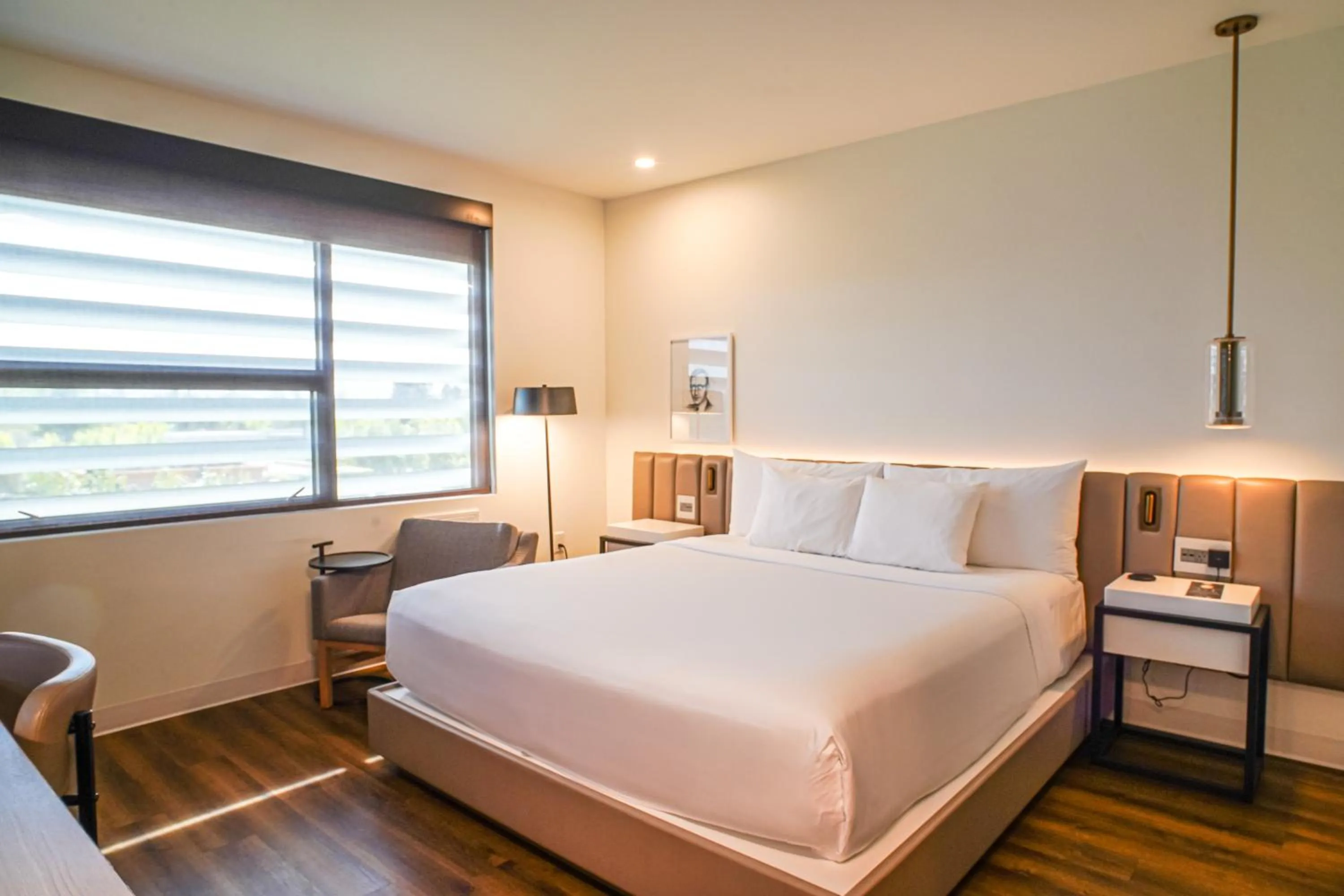 Bed in Shashi Hotel Mountain View Palo Alto