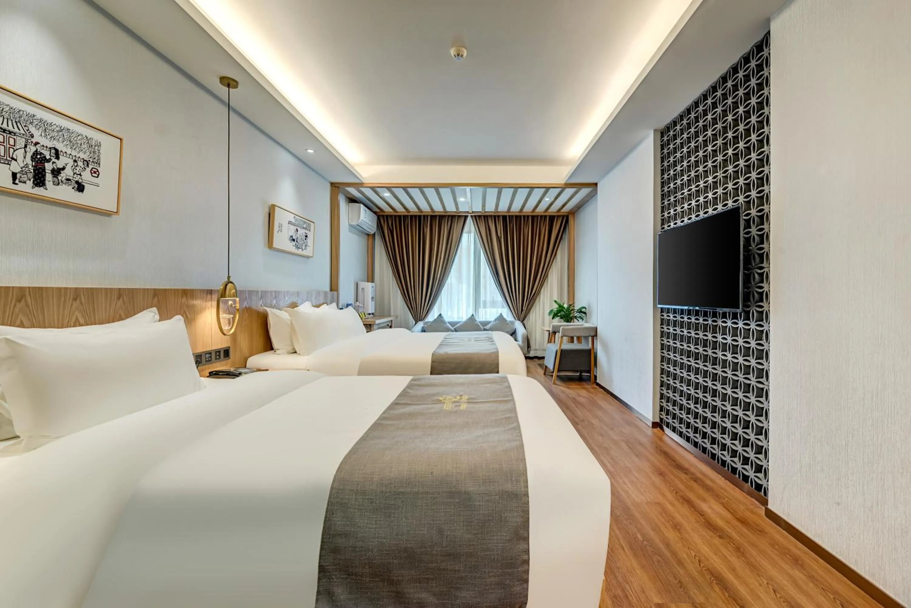 Bed in Happy Dragon City Culture Hotel -In the city center Close to Forbidden City&Wangfujing Street&Subway Nearby &free coffee & Free laundry&English speaking with tour services &Free WiFi unlimited for Western software