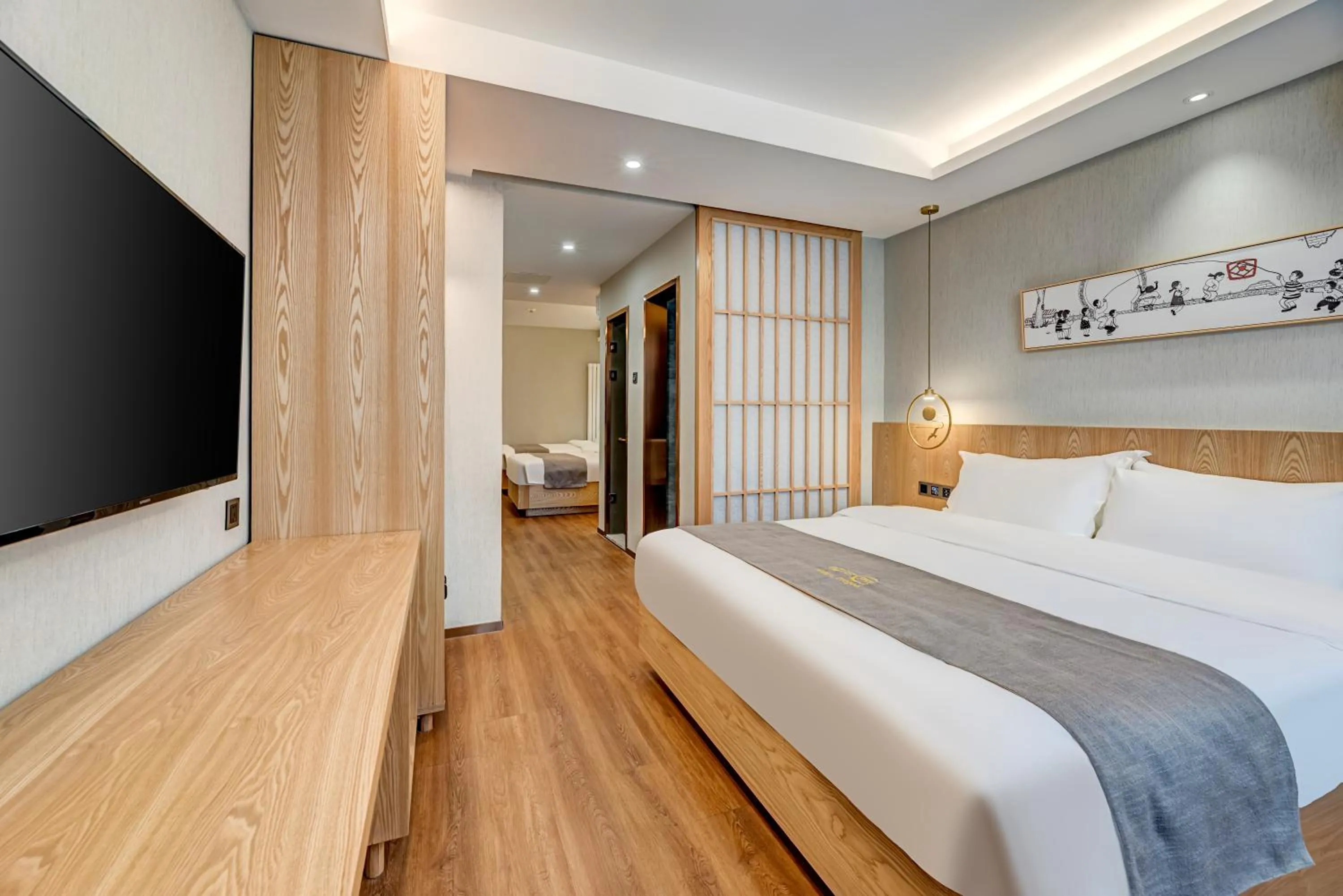 Bed in Happy Dragon City Culture Hotel -In the city center Close to Forbidden City&Wangfujing Street&Subway Nearby &free coffee & Free laundry&English speaking with tour services &Free WiFi unlimited for Western software