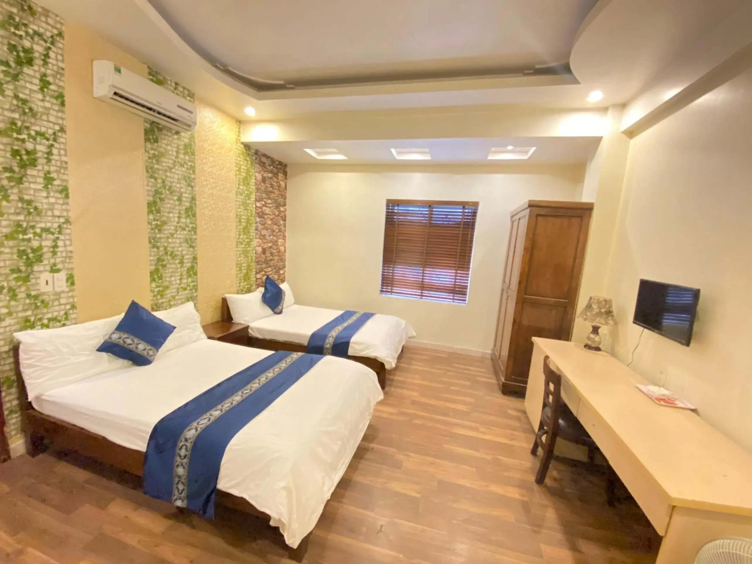 Bed in Rose Hotel Bed in Rose Hotel