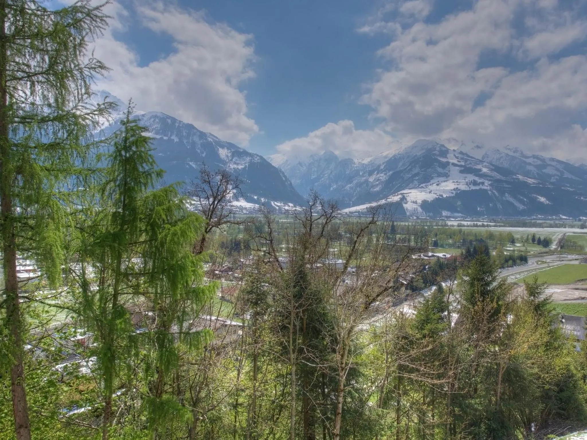 Spring in Residenz Kitzsteinhornblick by Kaprun Rentals