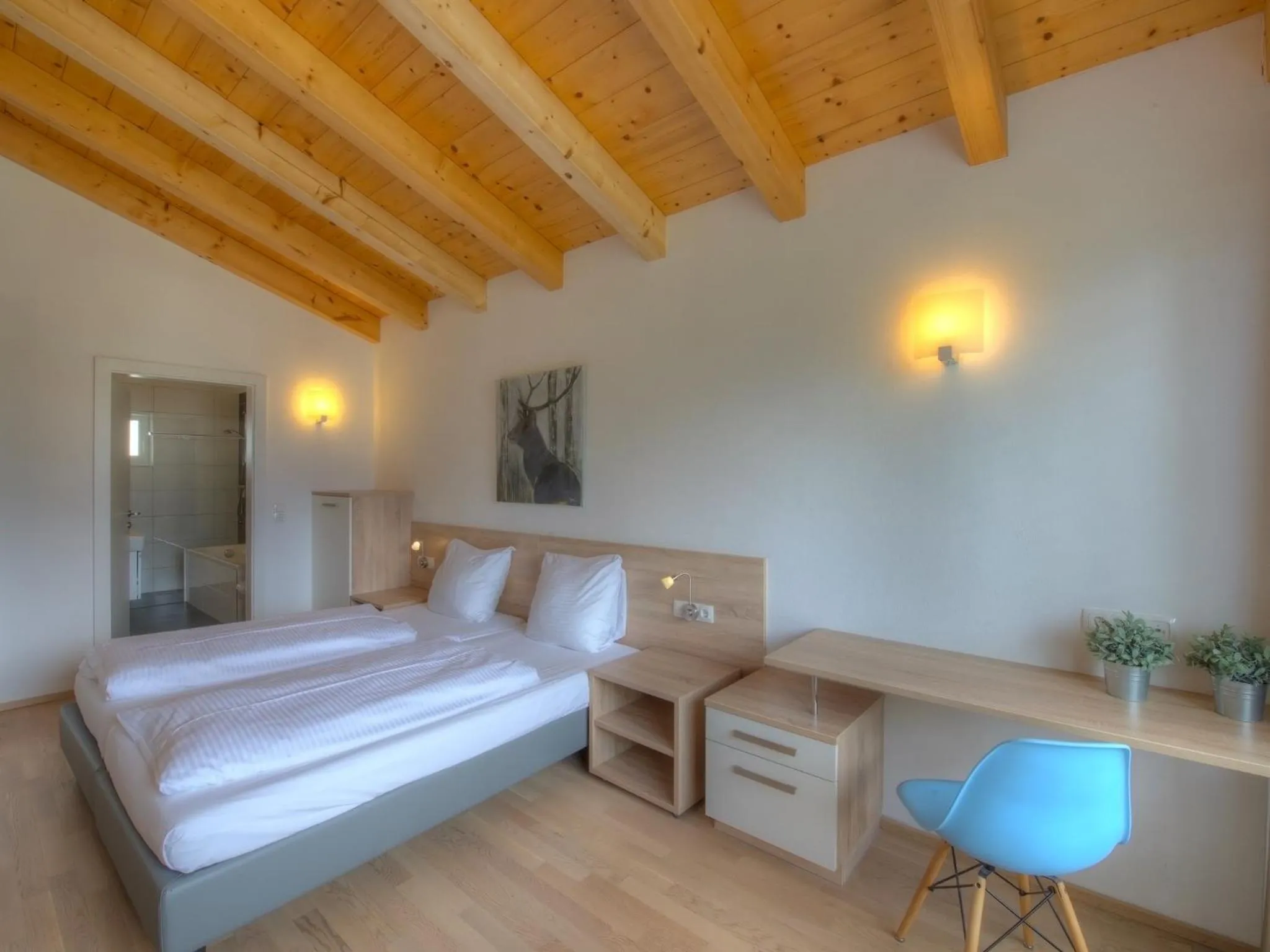 Spring, Bed in Residenz Kitzsteinhornblick by Kaprun Rentals
