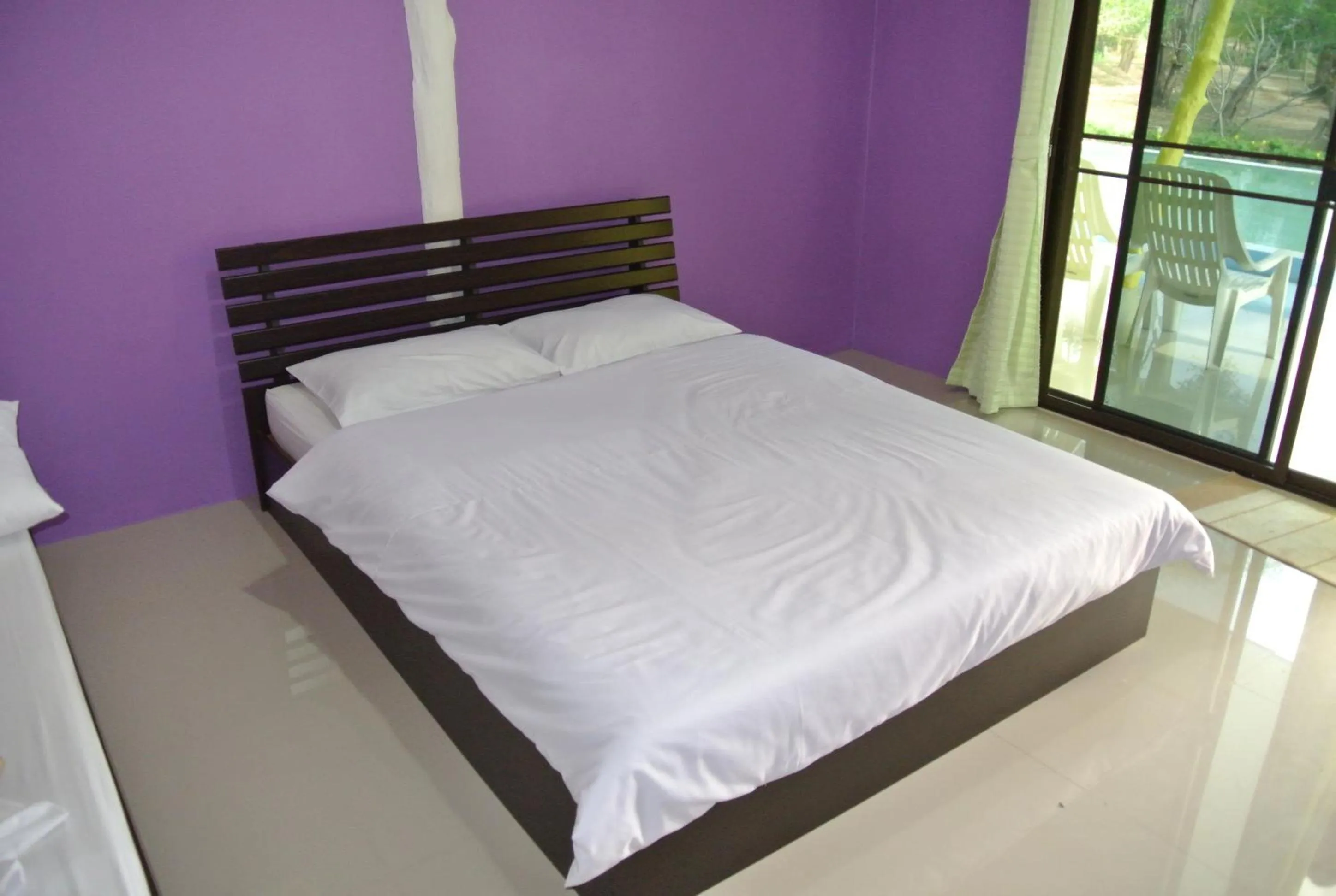 Bed in Baanraisooksangchan