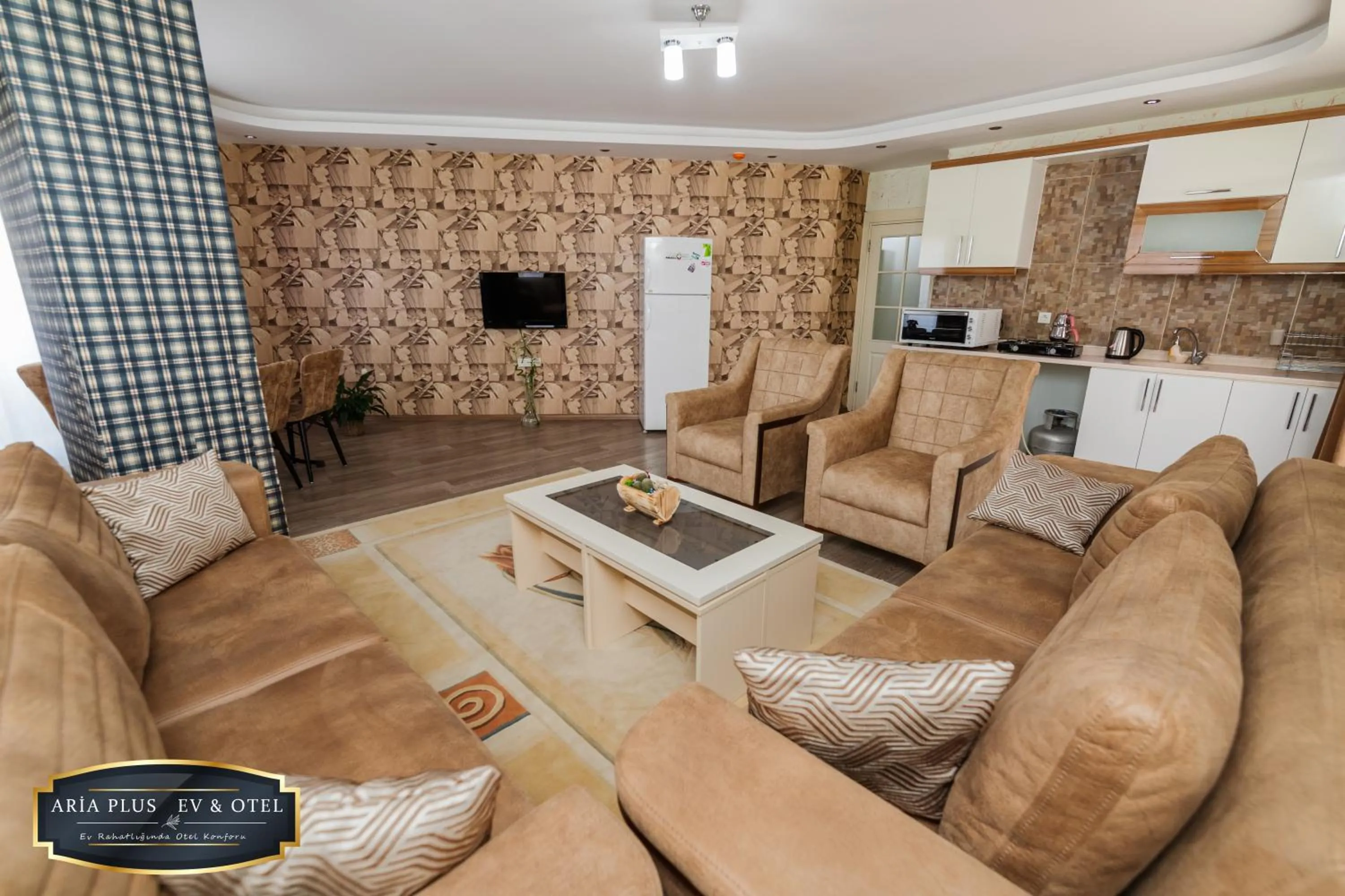 Seating area in aria plus ev otel