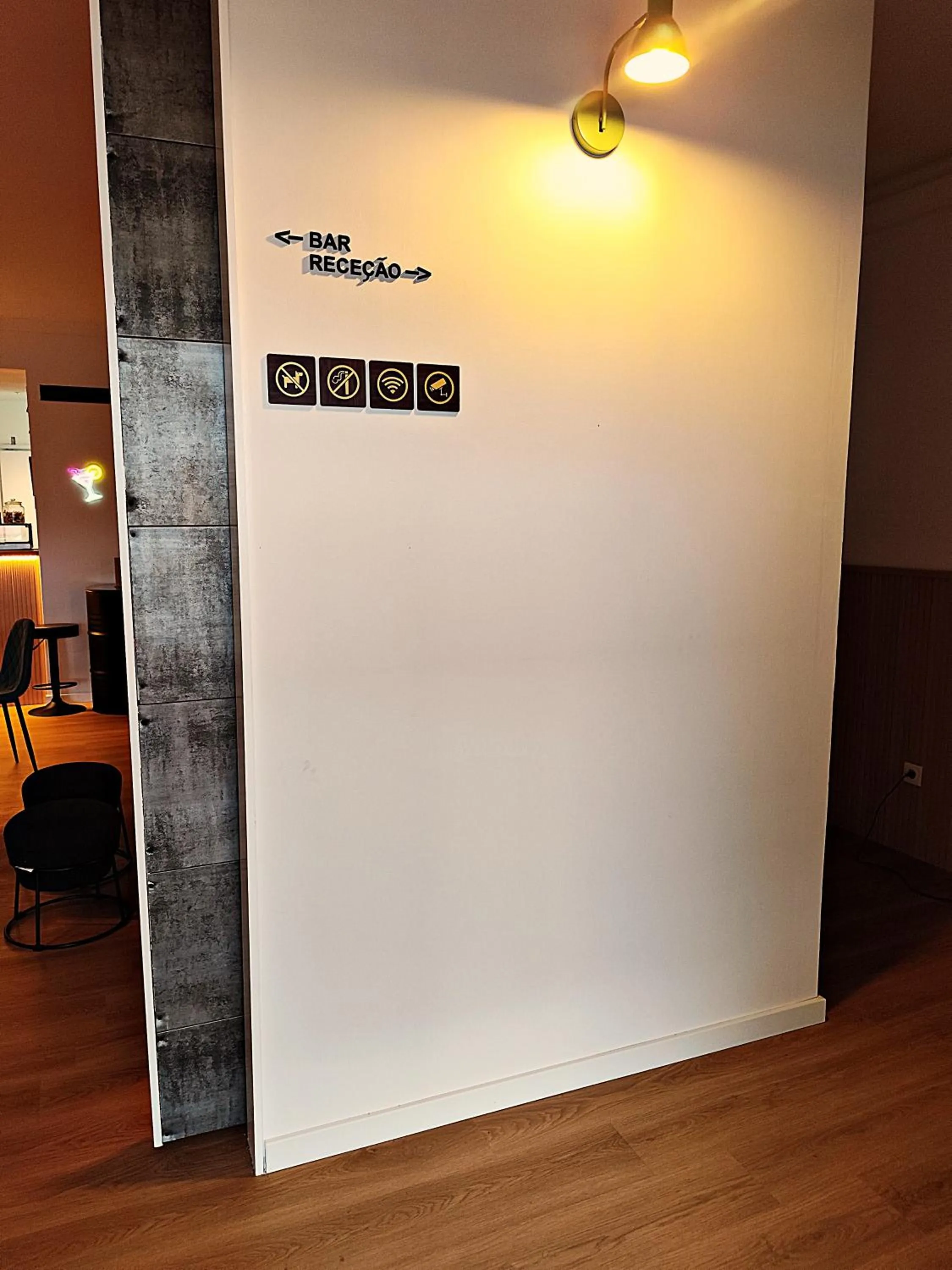 Lounge or bar in Residencial Douro