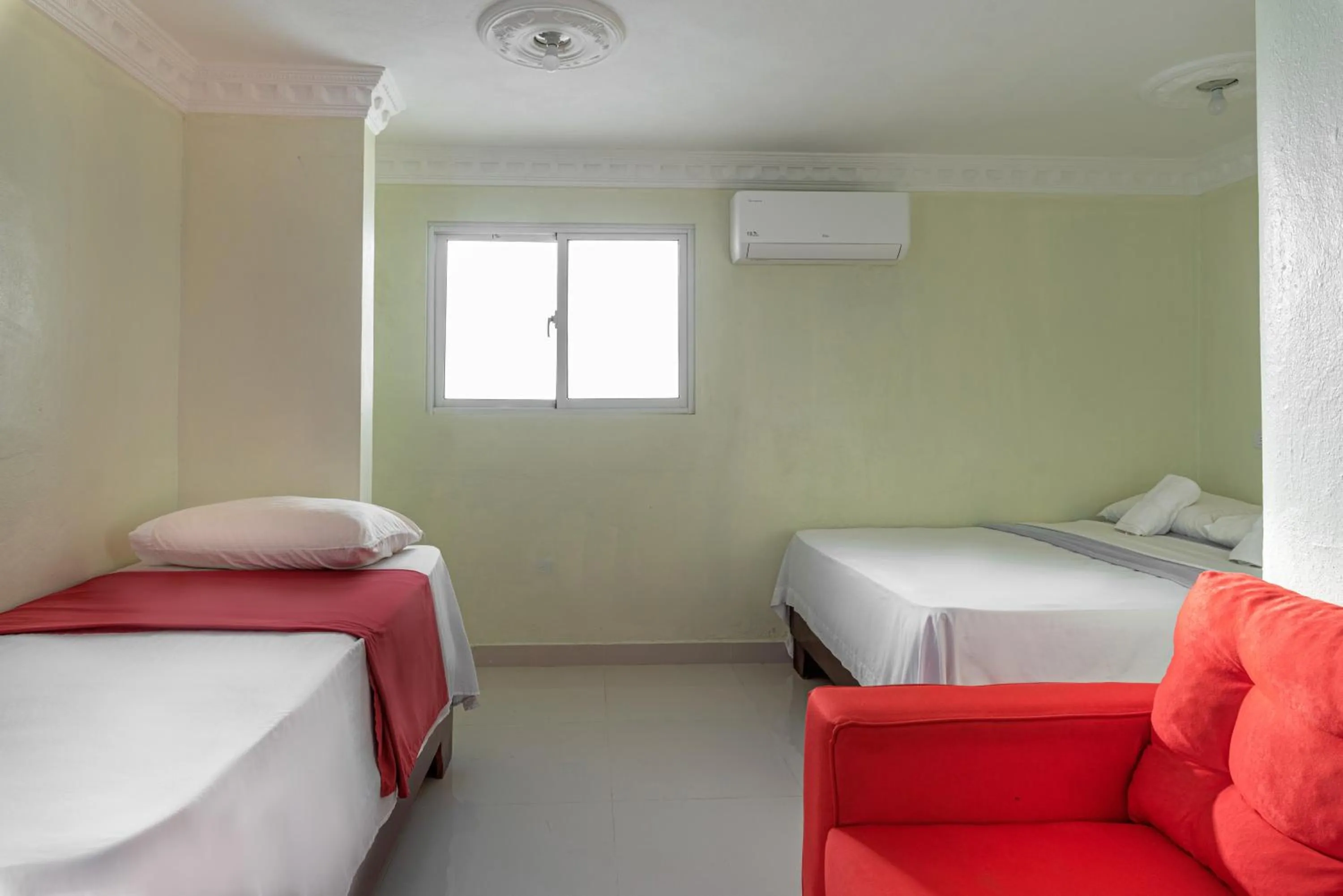 Nearby landmark, Bed in Tropical Island Aparthotel Aeropuerto Santo Domingo