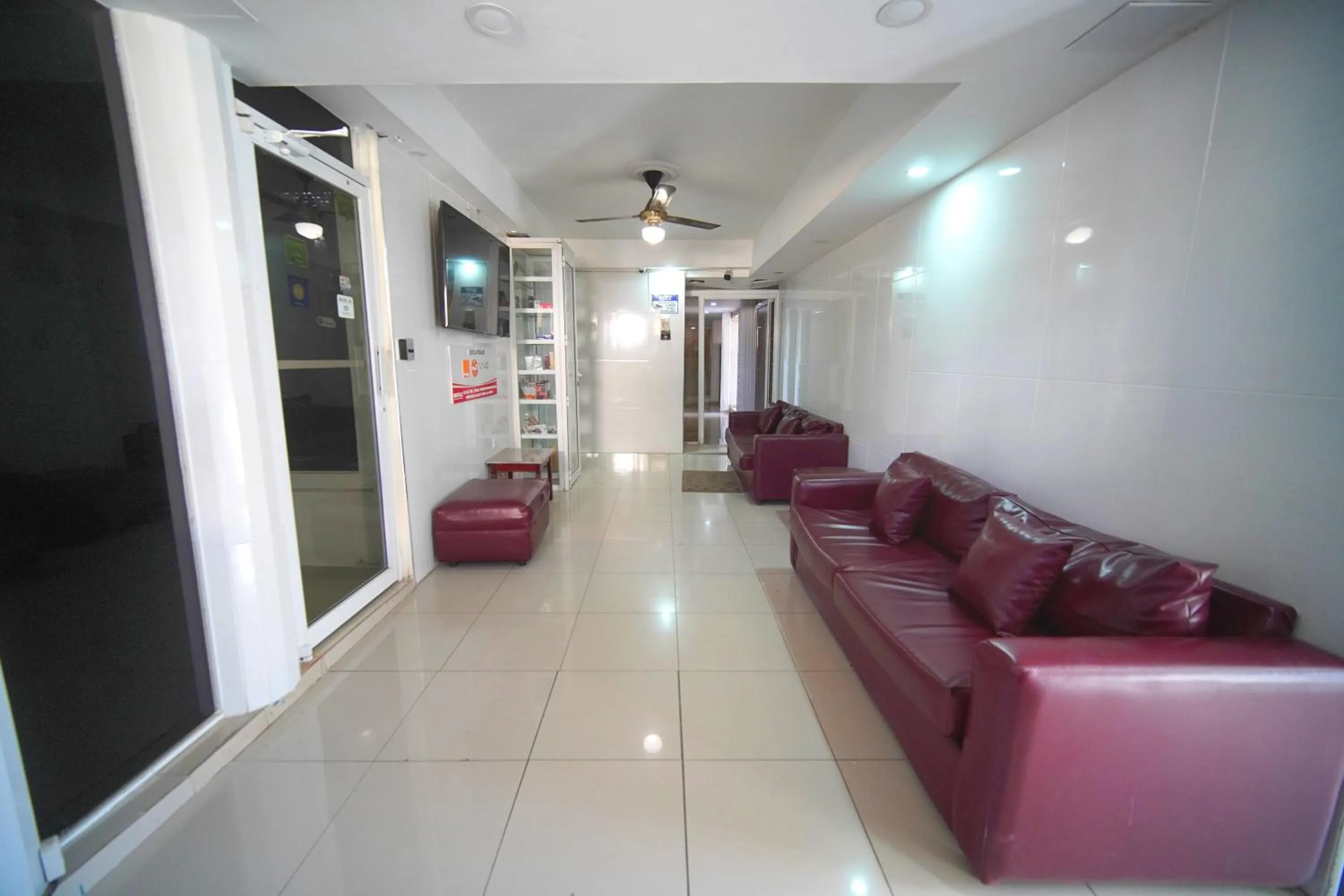Lobby or reception in Tropical Island Aparthotel Aeropuerto Santo Domingo