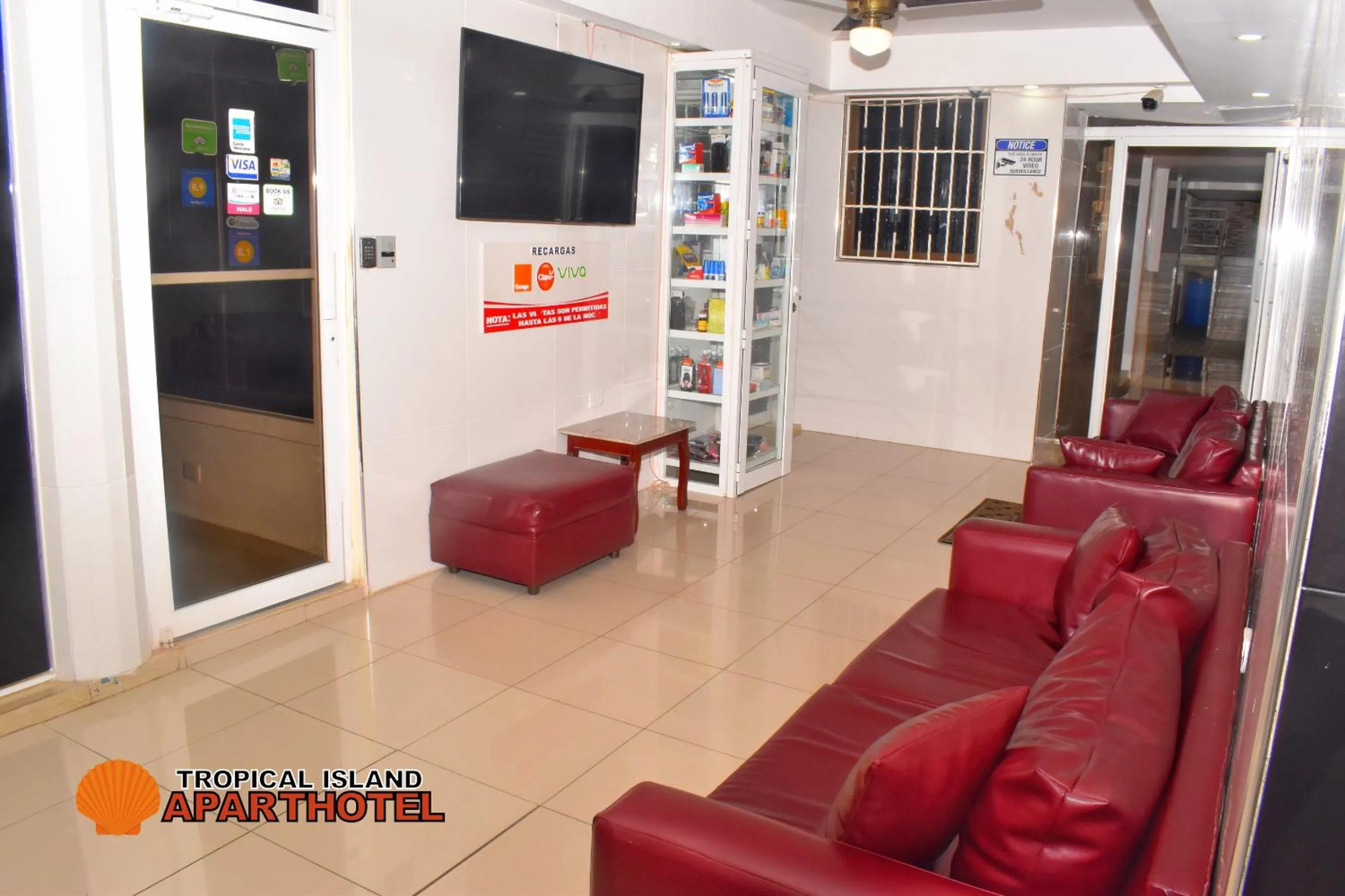 Property building in Tropical Island Aparthotel Aeropuerto Santo Domingo