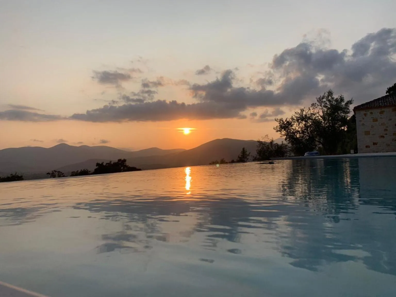 Astrali Stone Villas