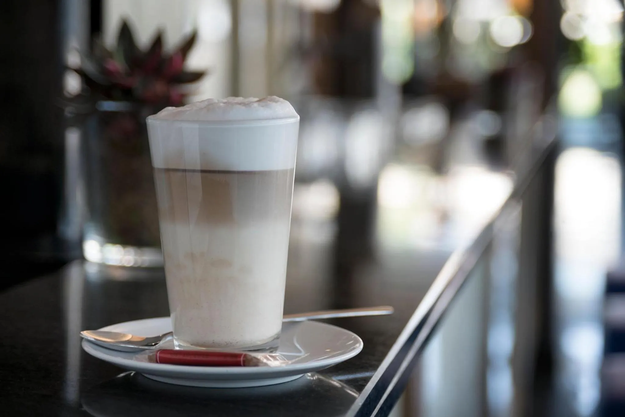 Restaurant/places to eat in Holiday Inn Express Singen by IHG