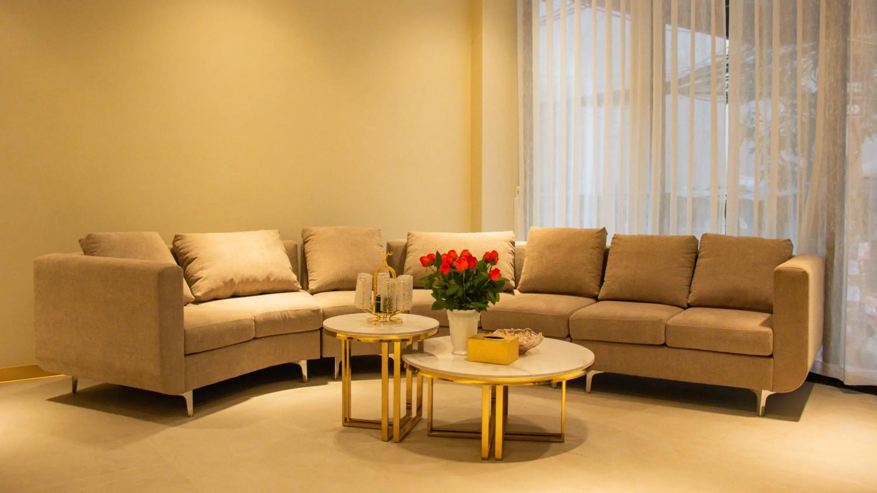 Seating area in Ping Diamond Hotel Hanoi