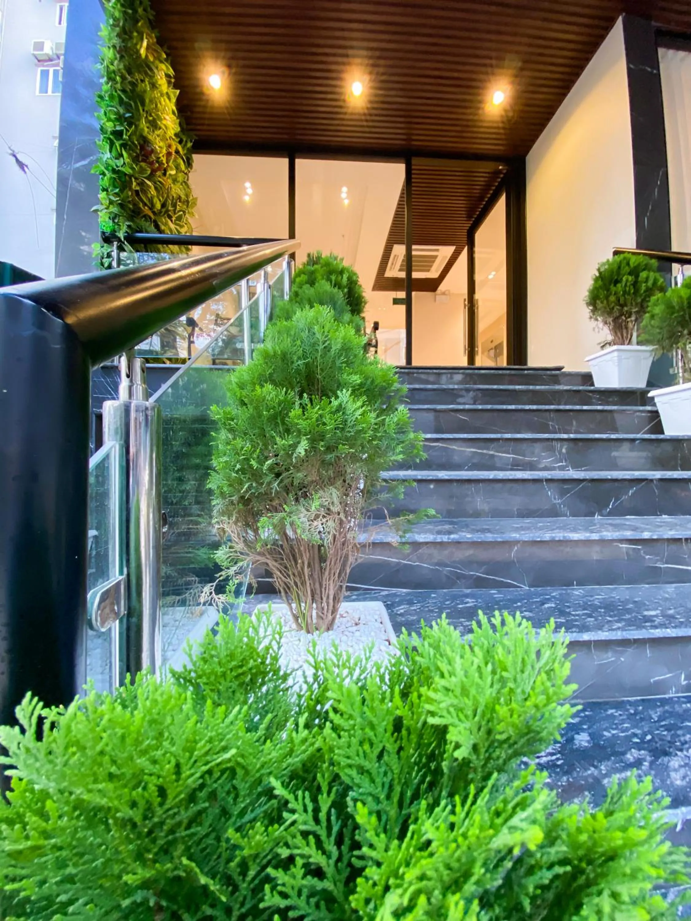 Facade/entrance in Ping Diamond Hotel Hanoi