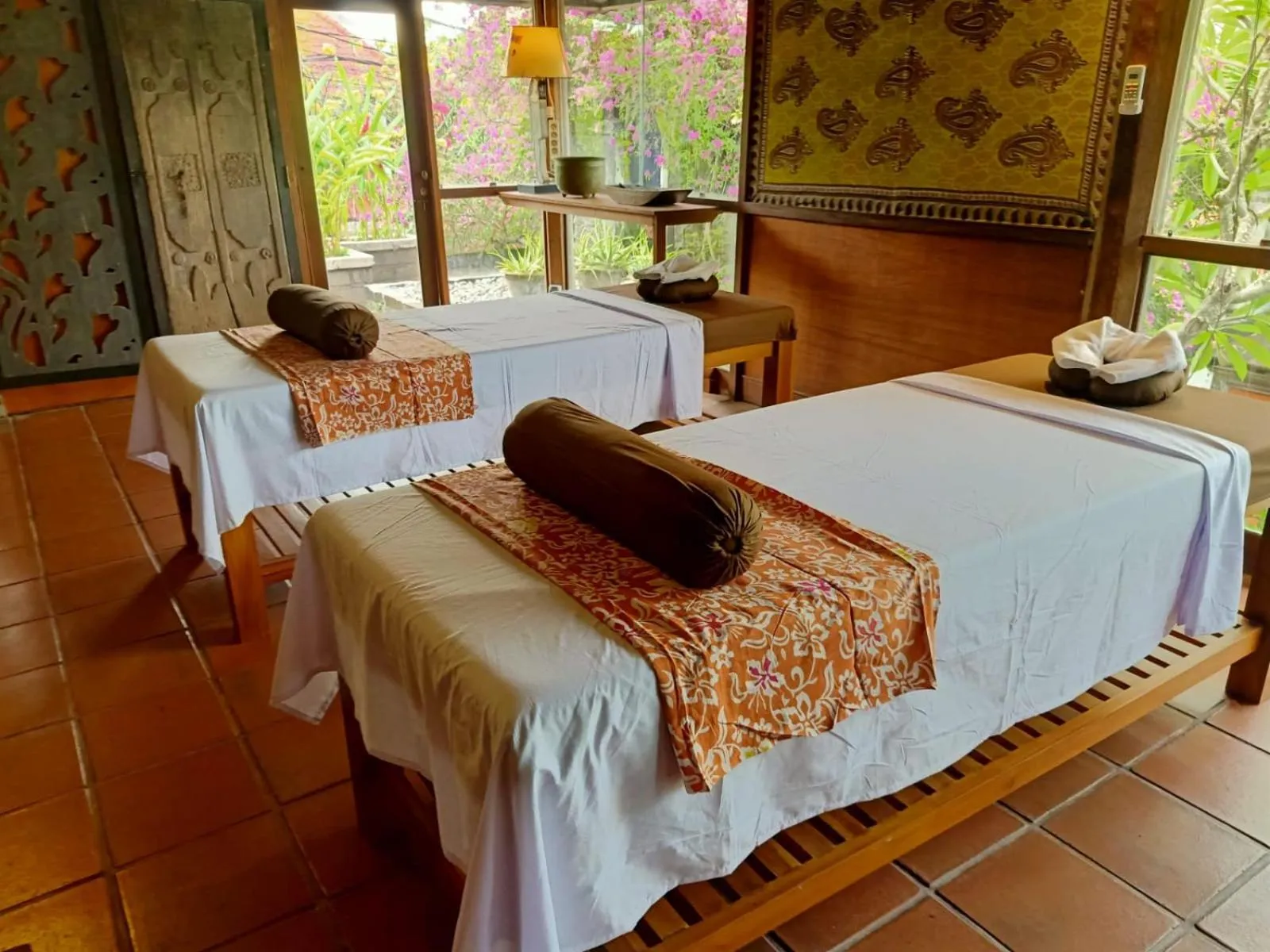 Massage, Bed in Bebek Cottages Sanur