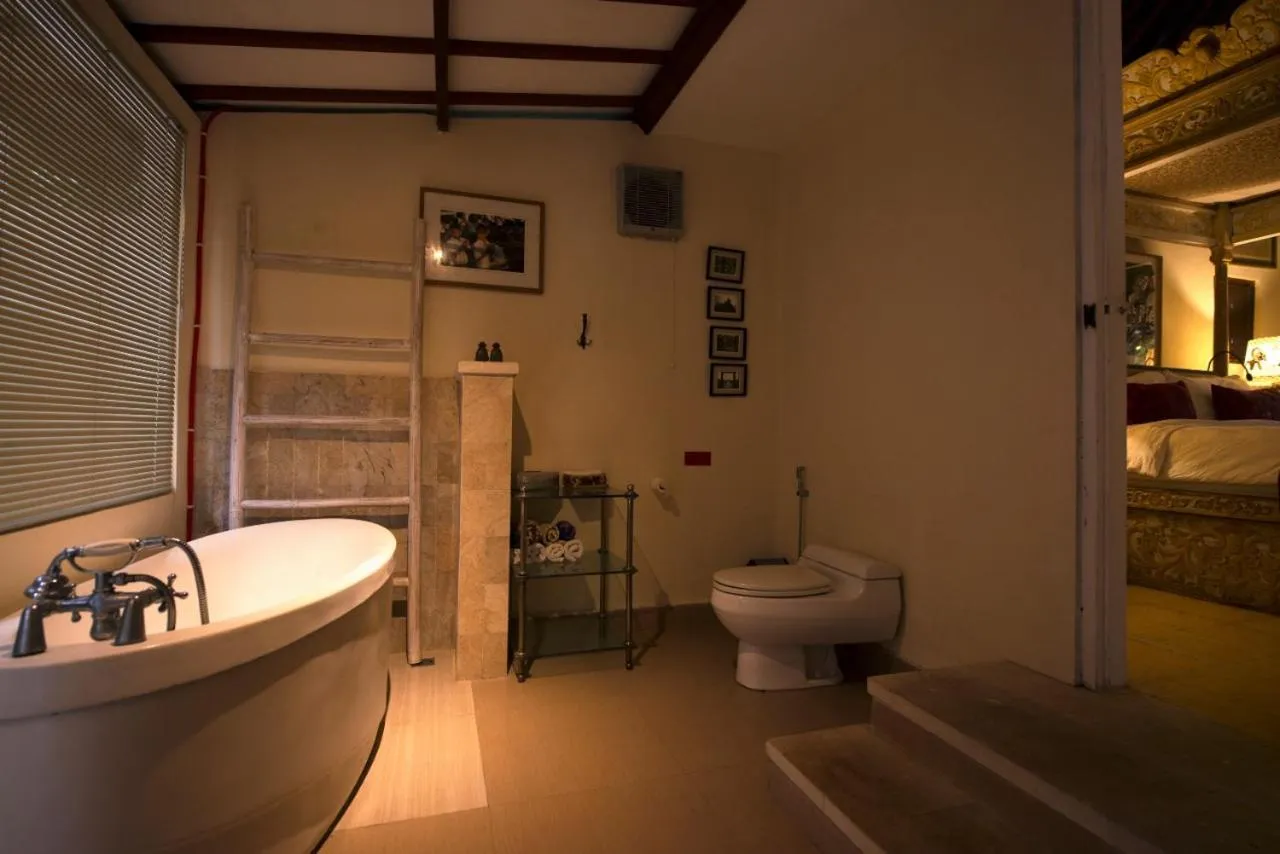 Bathroom in Bebek Cottages Sanur