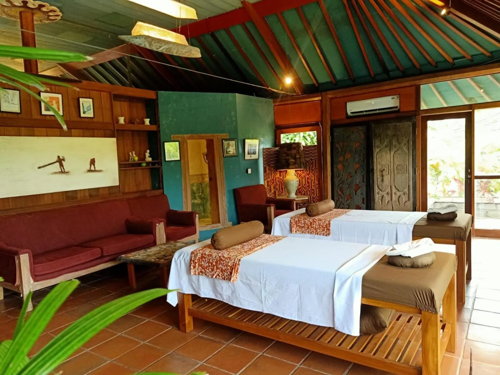 Massage, Bed in Bebek Cottages Sanur