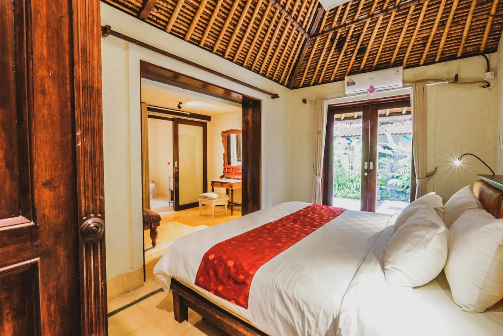 Bedroom, Bed in Bebek Cottages Sanur