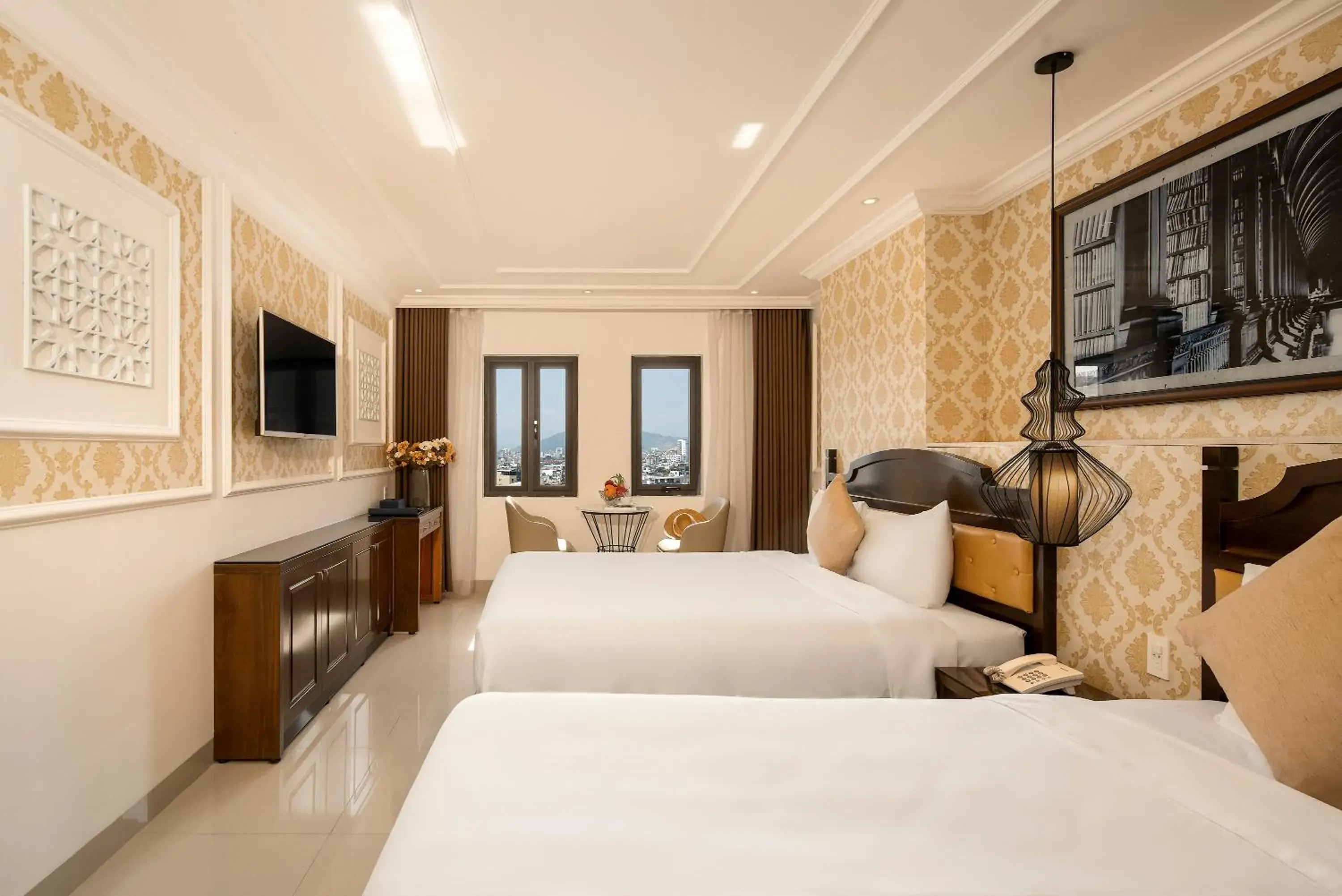 Luxury Triple Room in Bella Merry Hotel and Apartment - 100M To The My Khe Beach Luxury Triple Room in Bella Merry Hotel and Apartment - 100M To The My Khe Beach