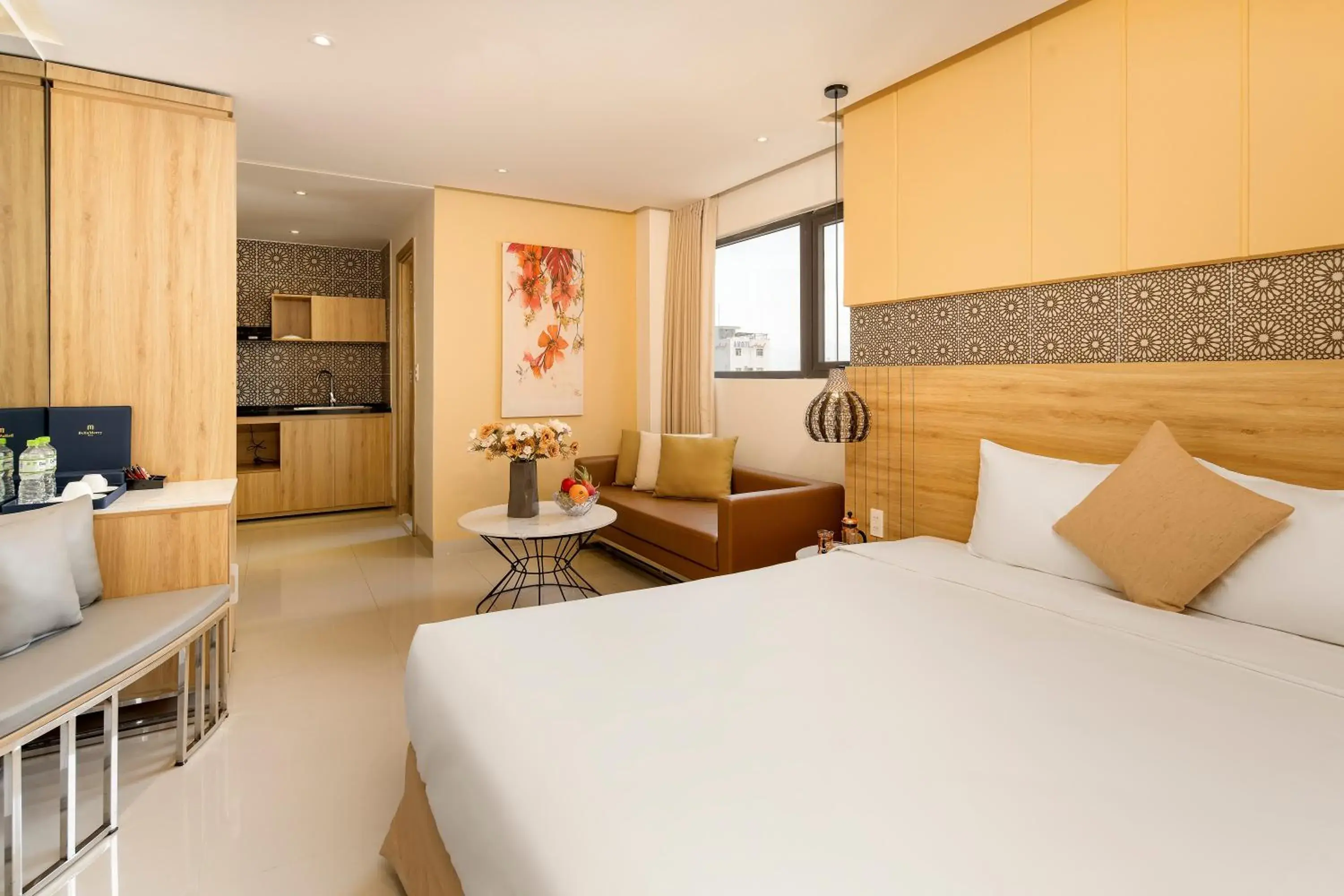 View (from property/room), Bed in Bella Merry Hotel and Apartment - 100M To The My Khe Beach View (from property/room), Bed in Bella Merry Hotel and Apartment - 100M To The My Khe Beach