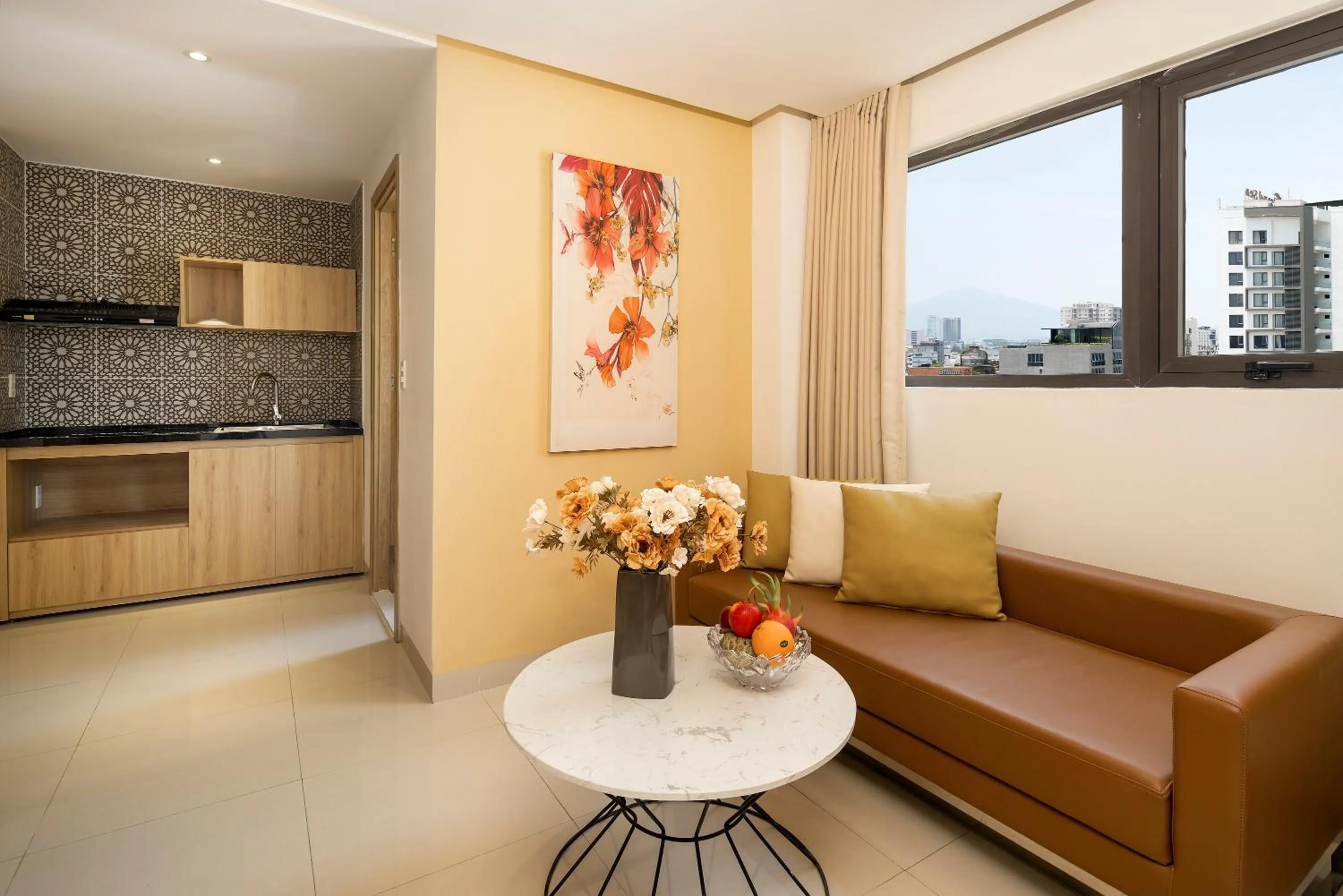 Kitchen or kitchenette in Bella Merry Hotel and Apartment - 100M To The My Khe Beach