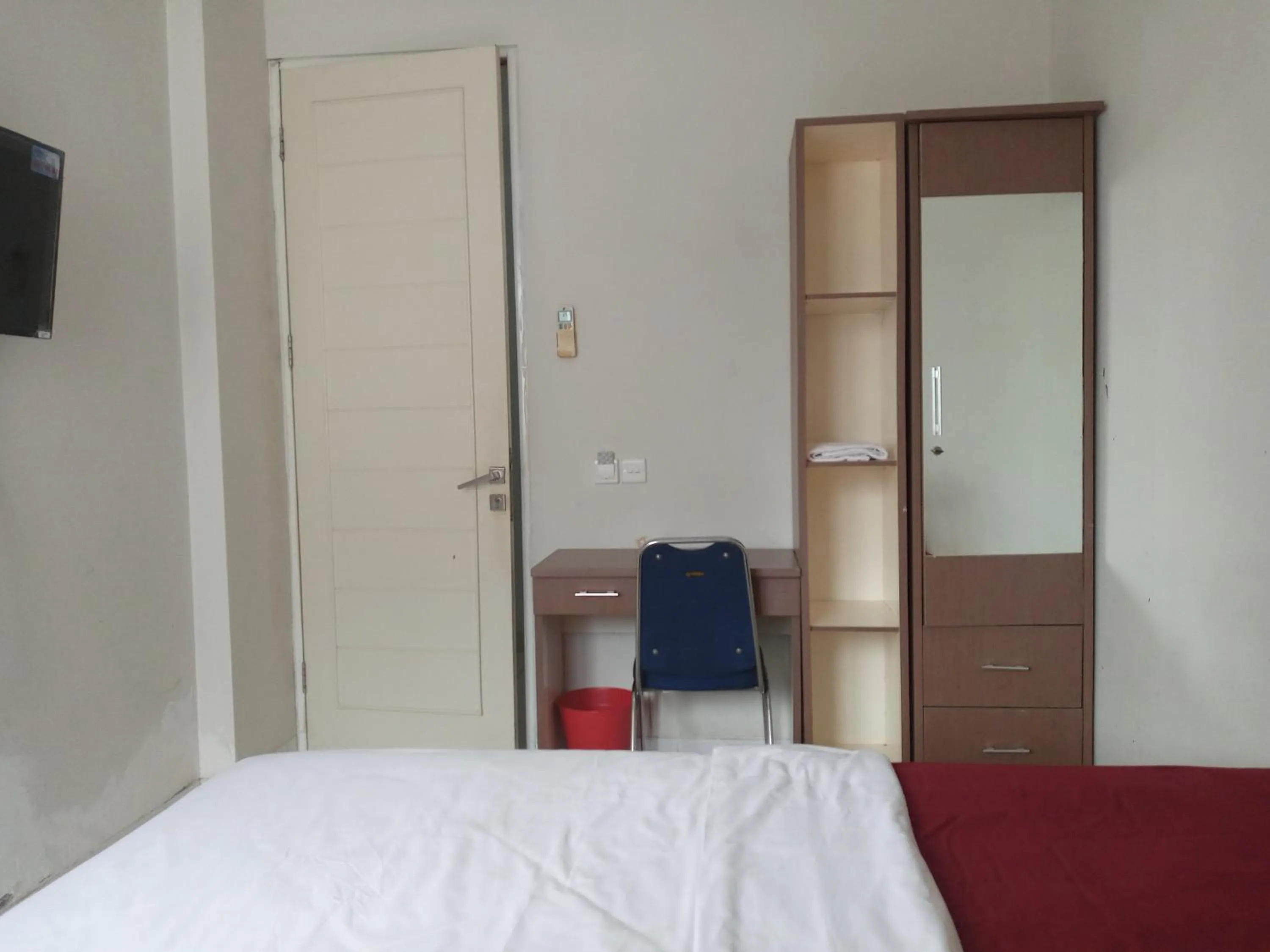 TV and multimedia, Bed in M Room Residence