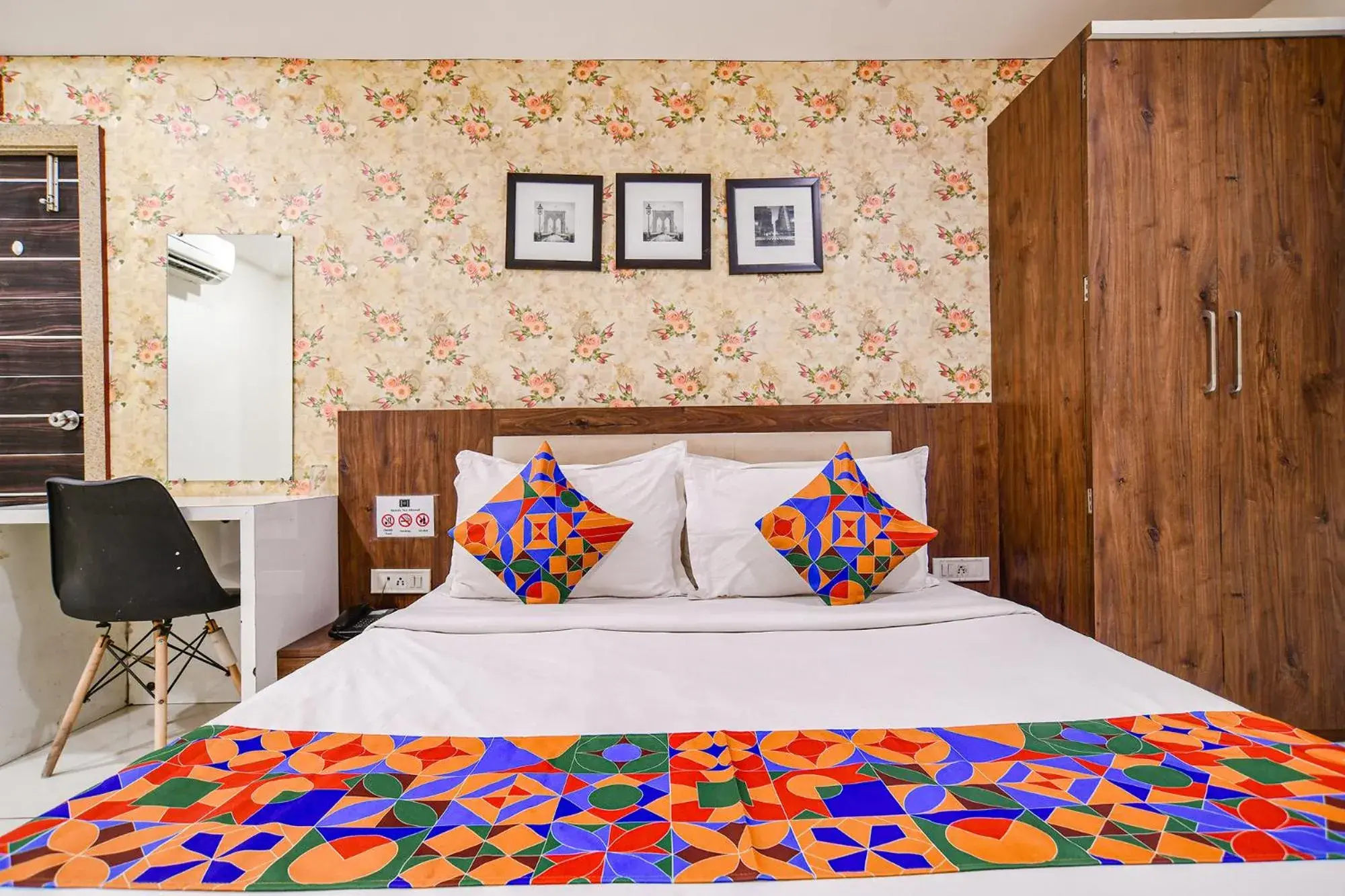 Bed in FabHotel Shree Ram Palace Bed in FabHotel Shree Ram Palace