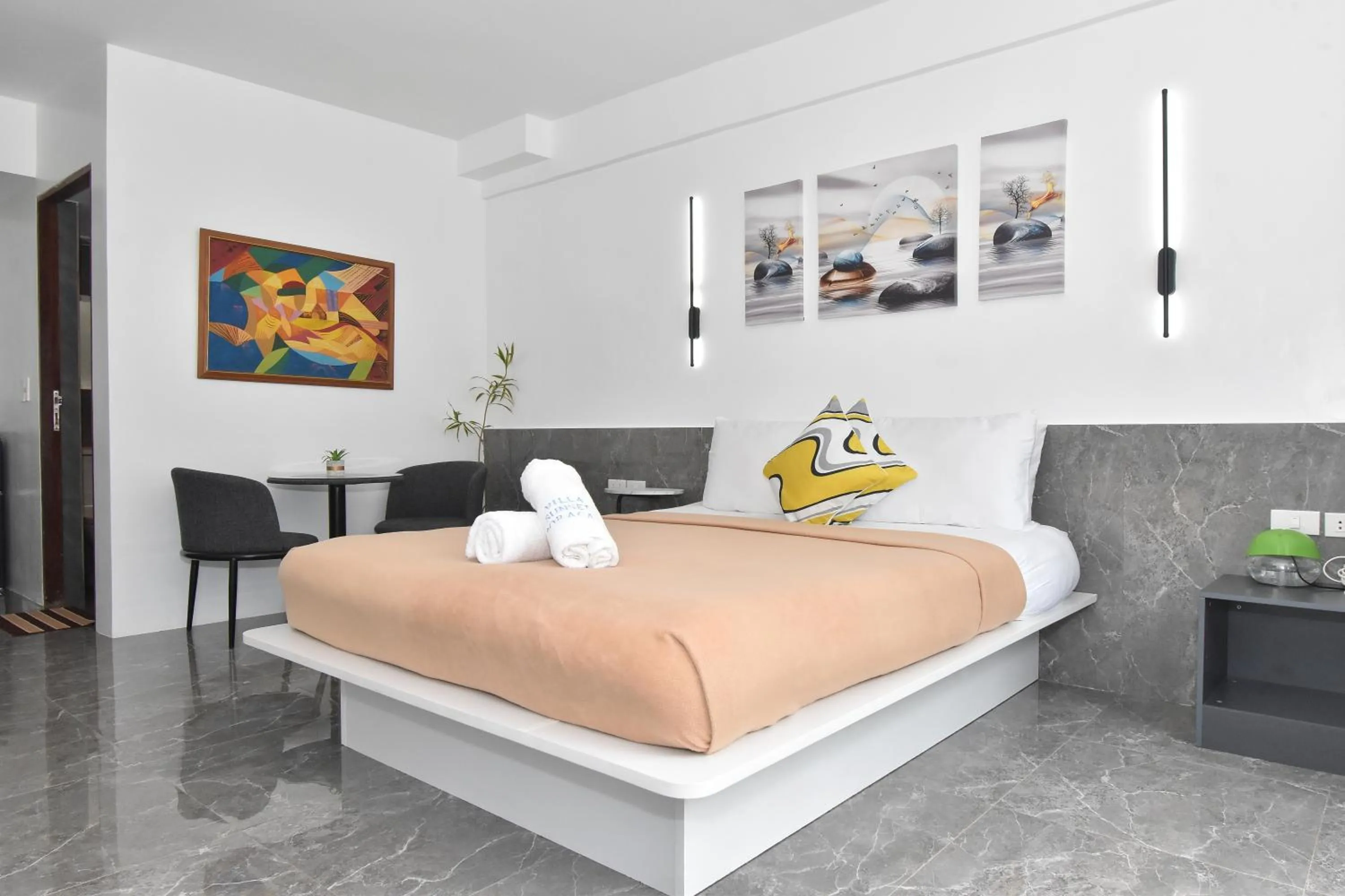 Bedroom, Bed in Villa Sunset Boracay