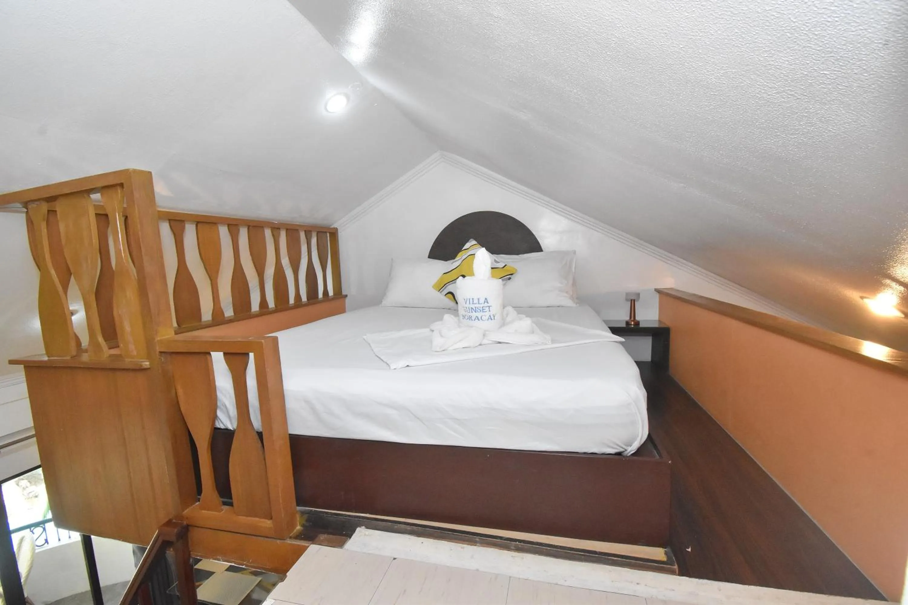 Bed in Villa Sunset Boracay