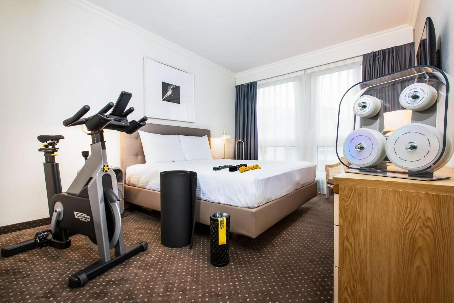 Bedroom in Drake Longchamp