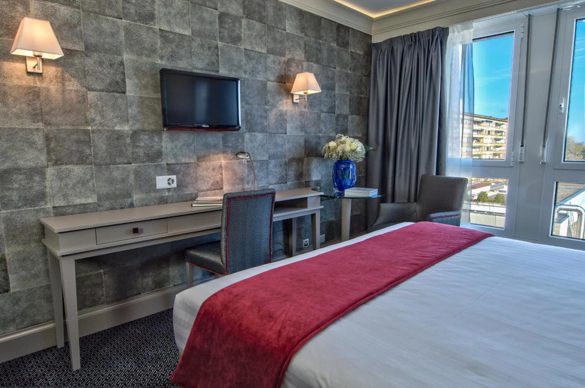 Bed in Drake Longchamp